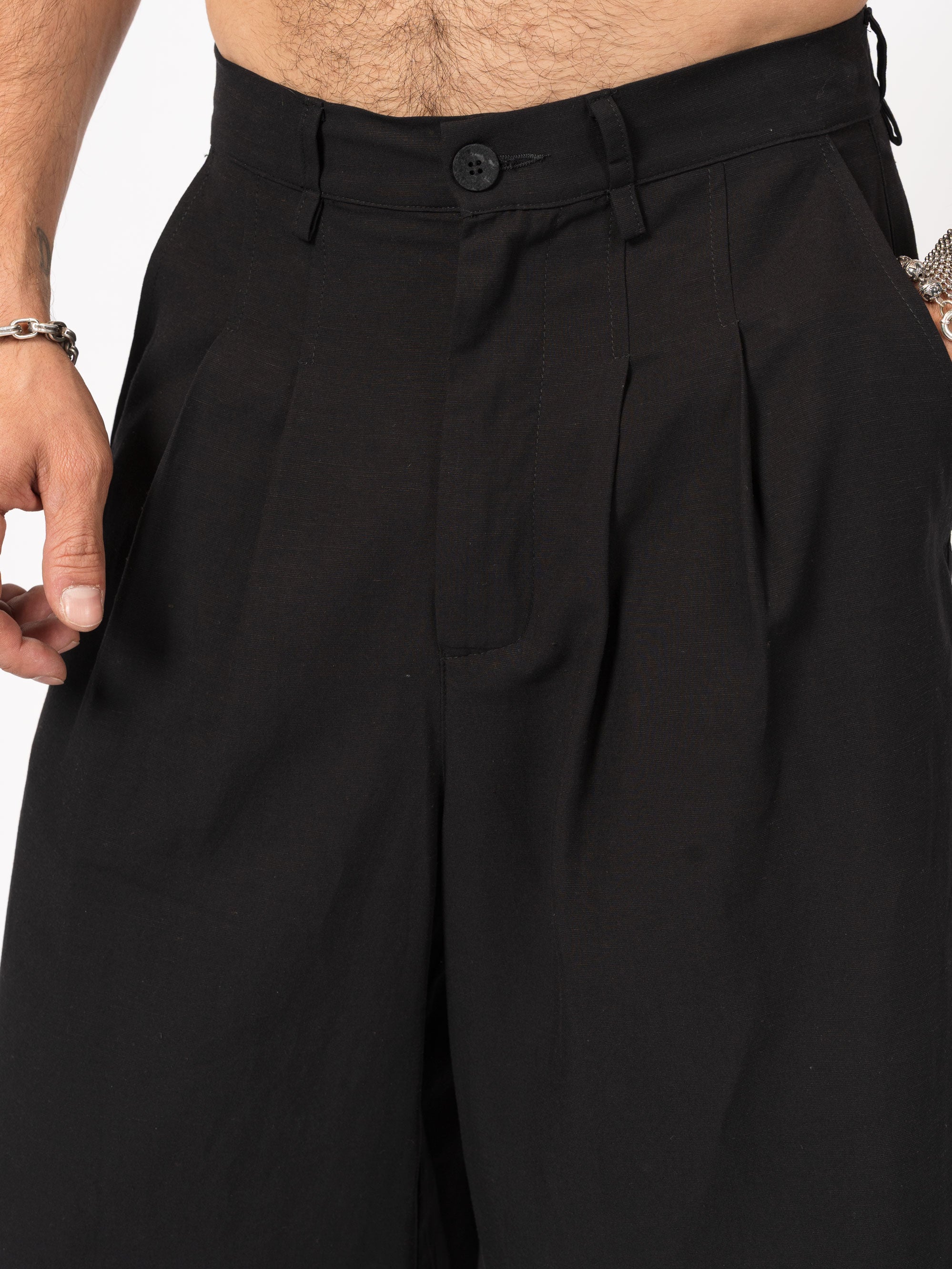 Wide-Leg Pleated Shorts