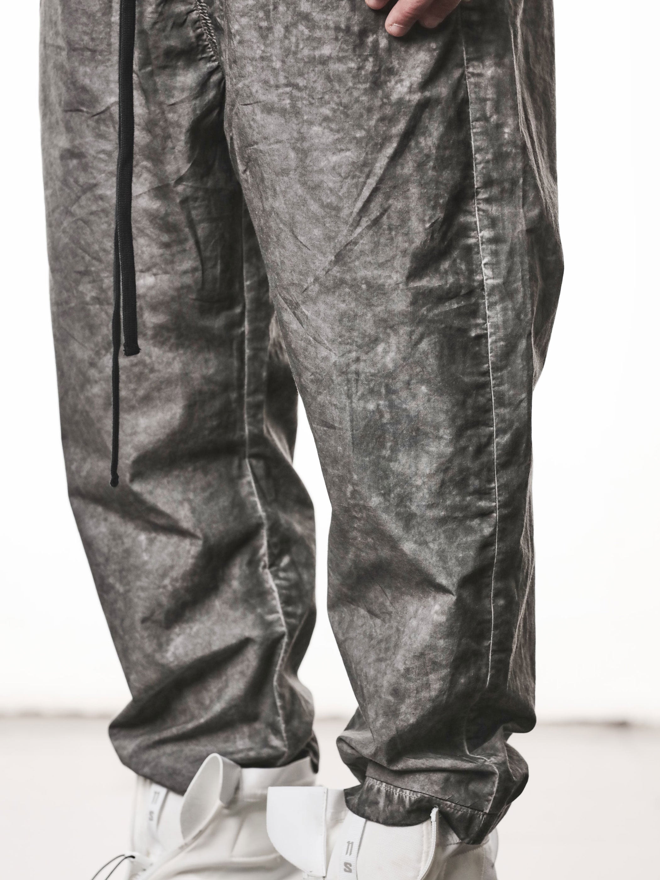 Woven Cropped Cotton Trousers