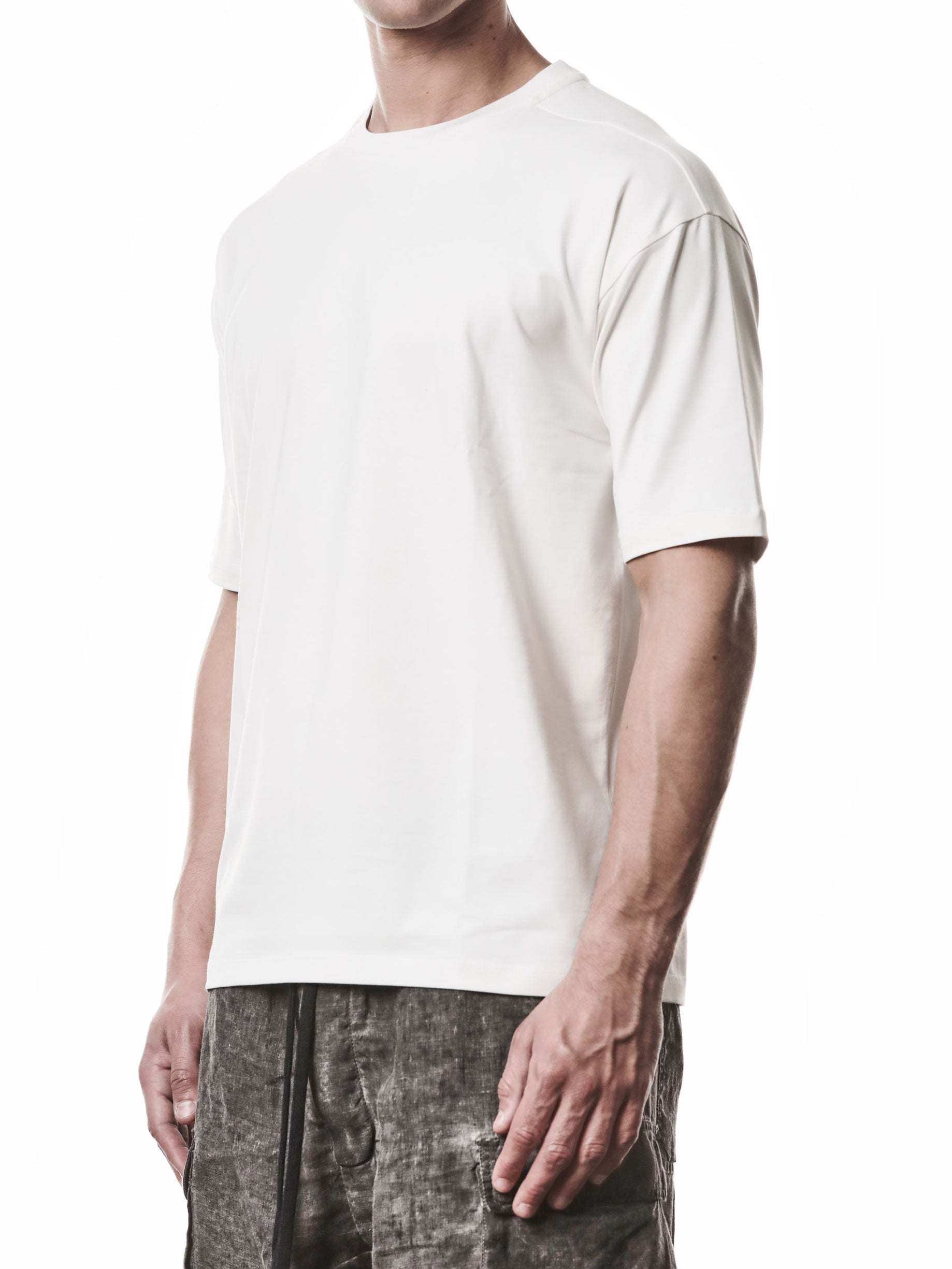 THOM KROM Modal Jersey T-Shirt off-white - side profile, drape and silhouette