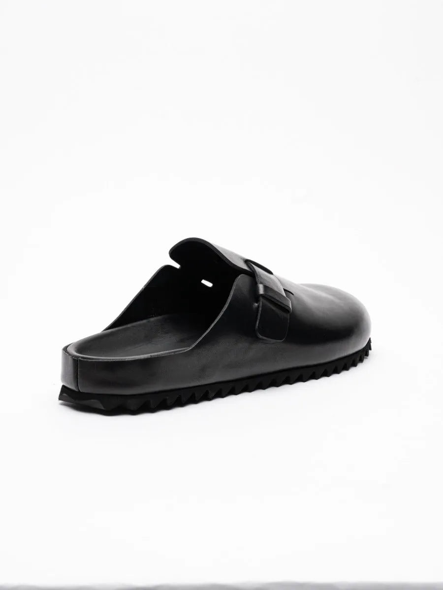 AGORA/004 - by OFFICINE CREATIVE