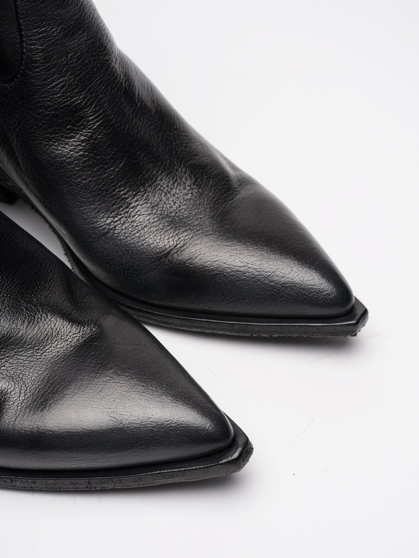 Ankle Boots - by OFFICINE CREATIVE