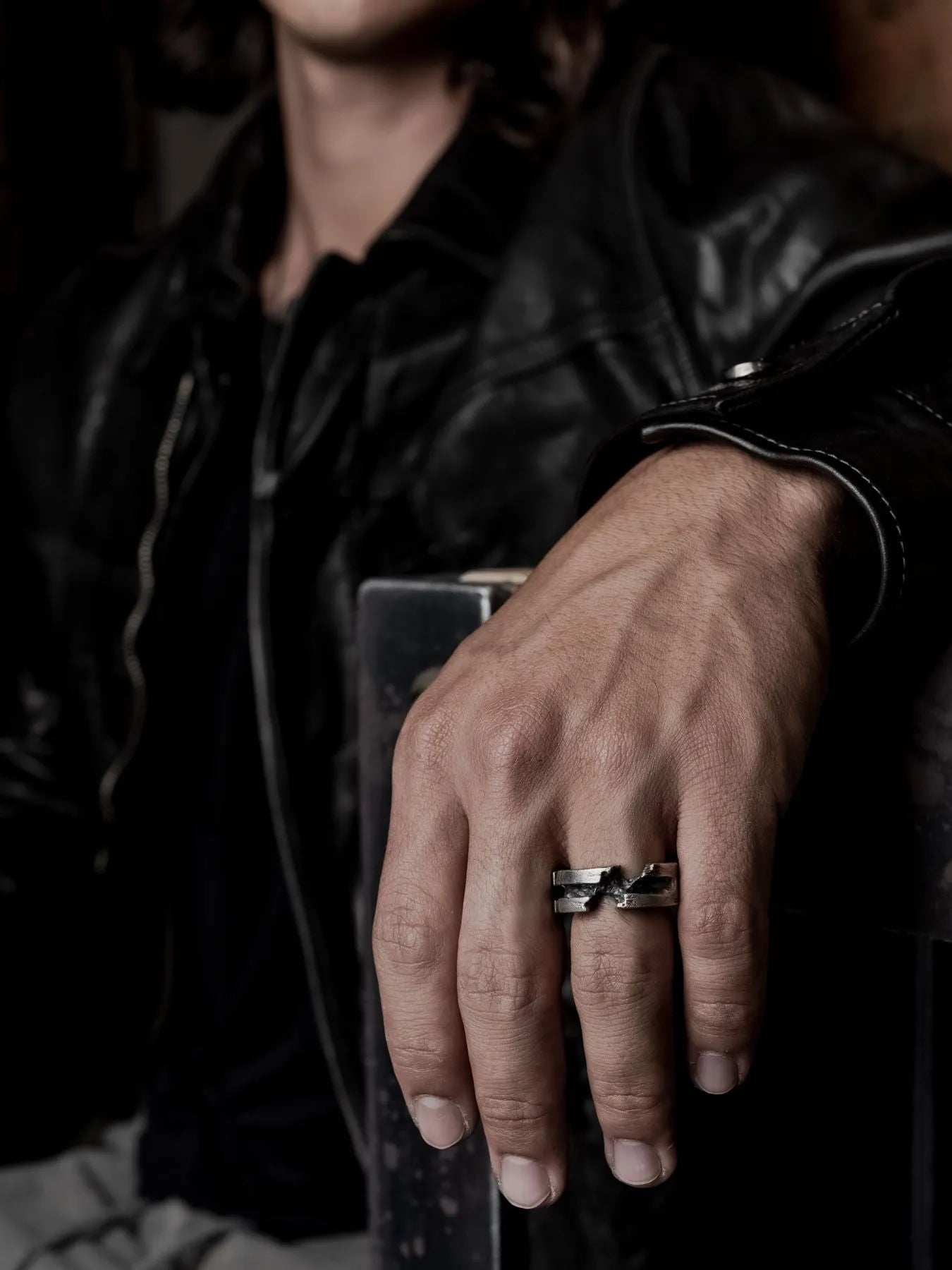 Avalon ring - by Valar