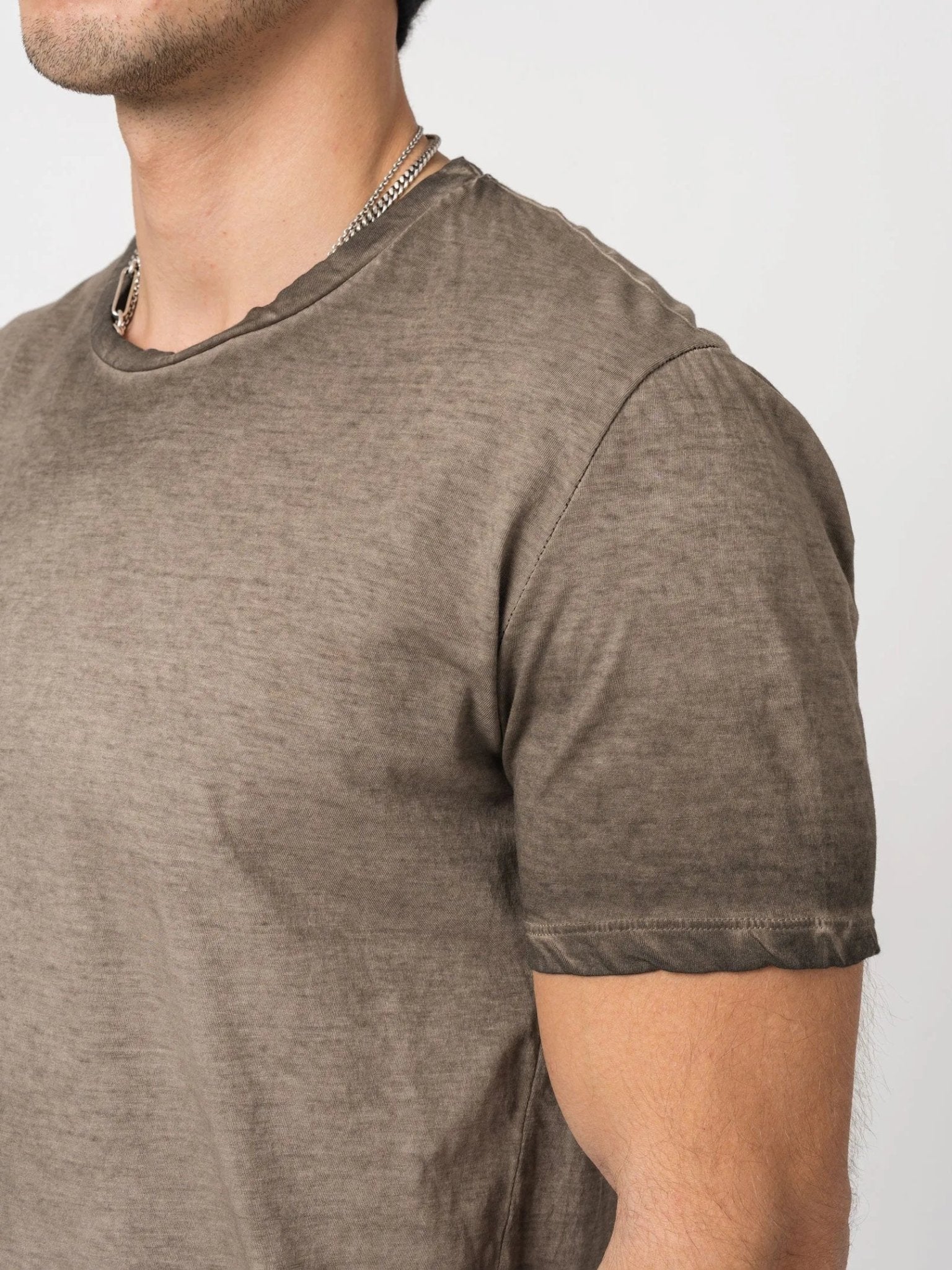 Basic Cotton T-Shirt - by MD75