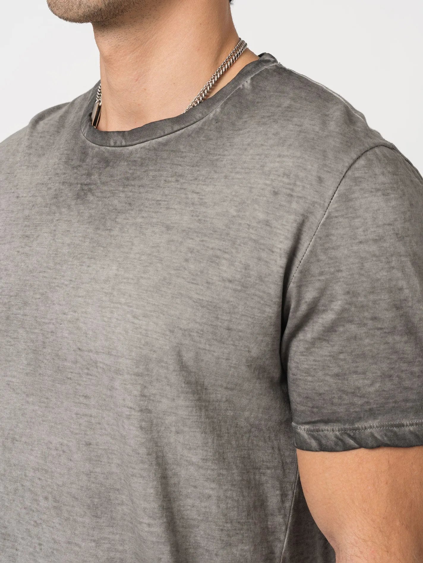 Basic Cotton T-Shirt - by MD75