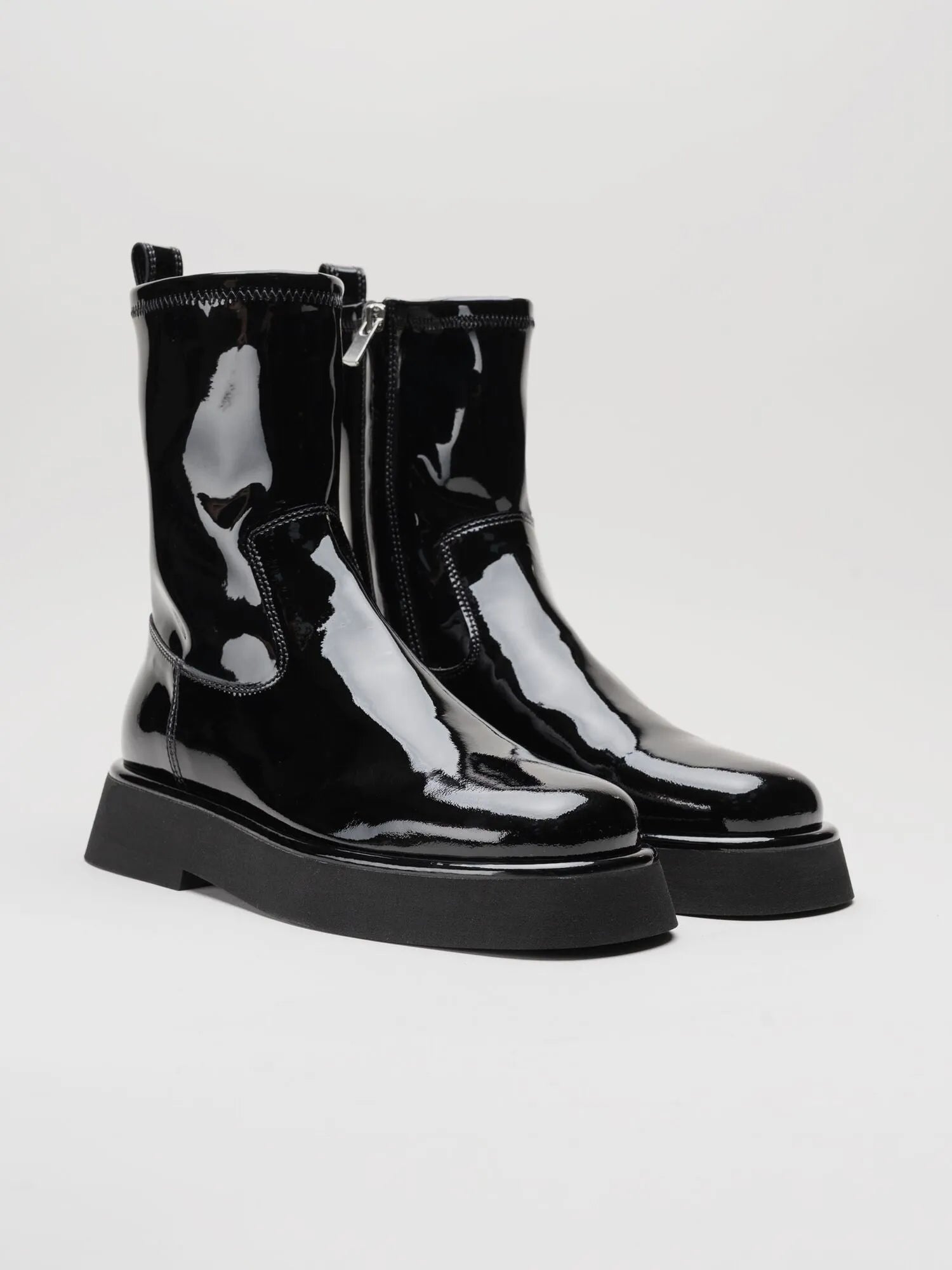 Boots - by OFFICINE CREATIVE