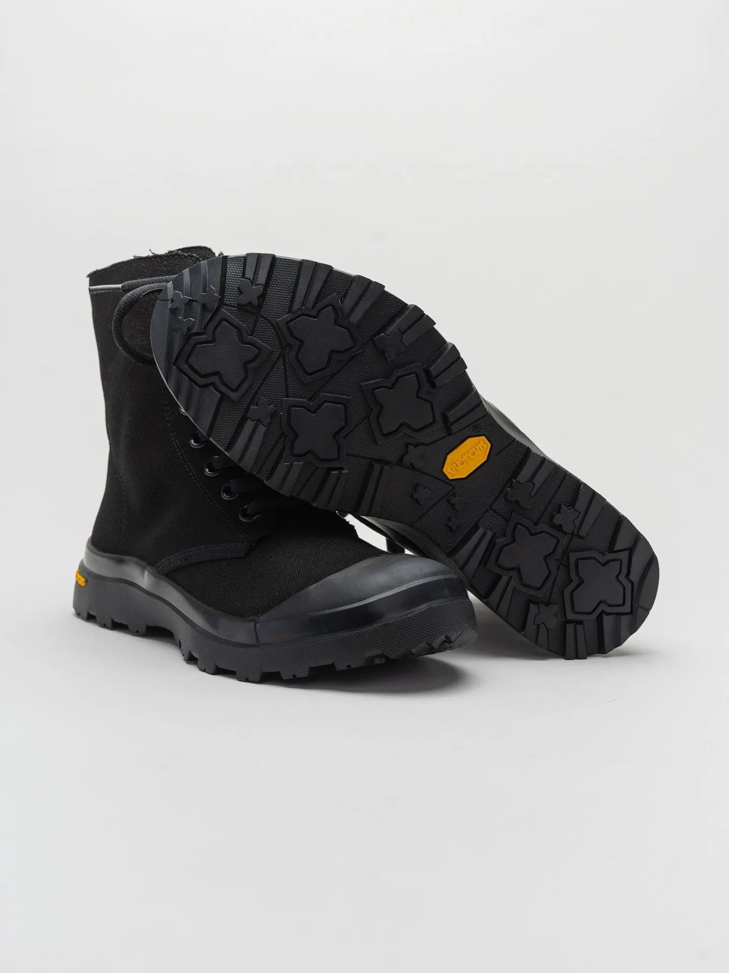 BOOTS - by YOHJI YAMAMOTO