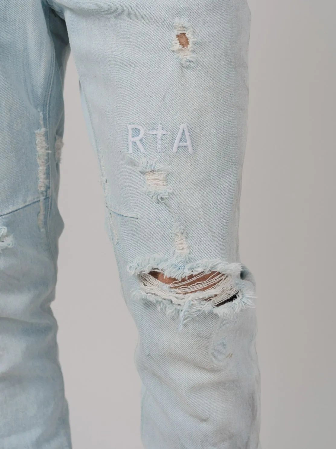 BRYANT - by RTA