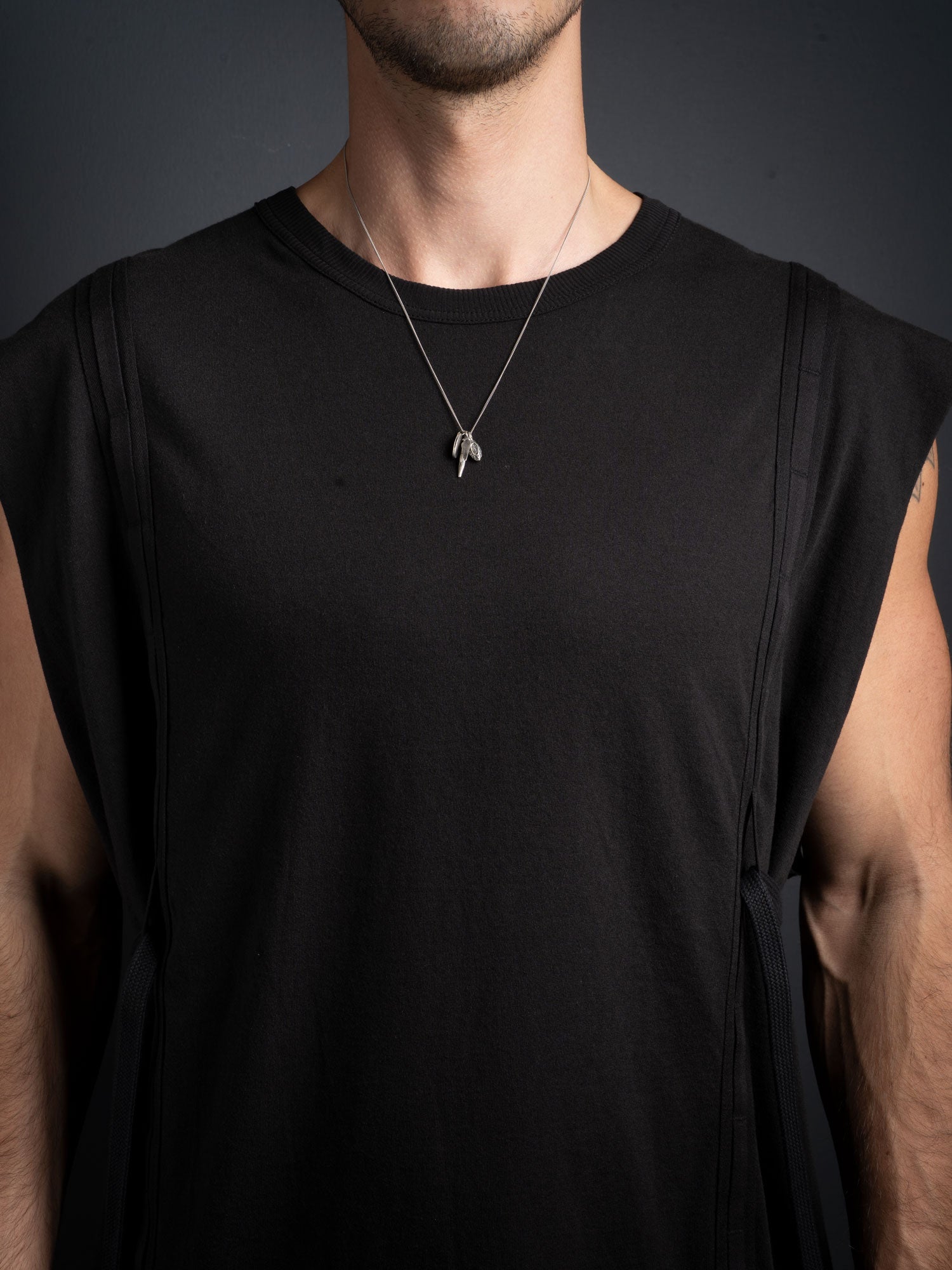 Charm Pendant Necklace - by GOTI