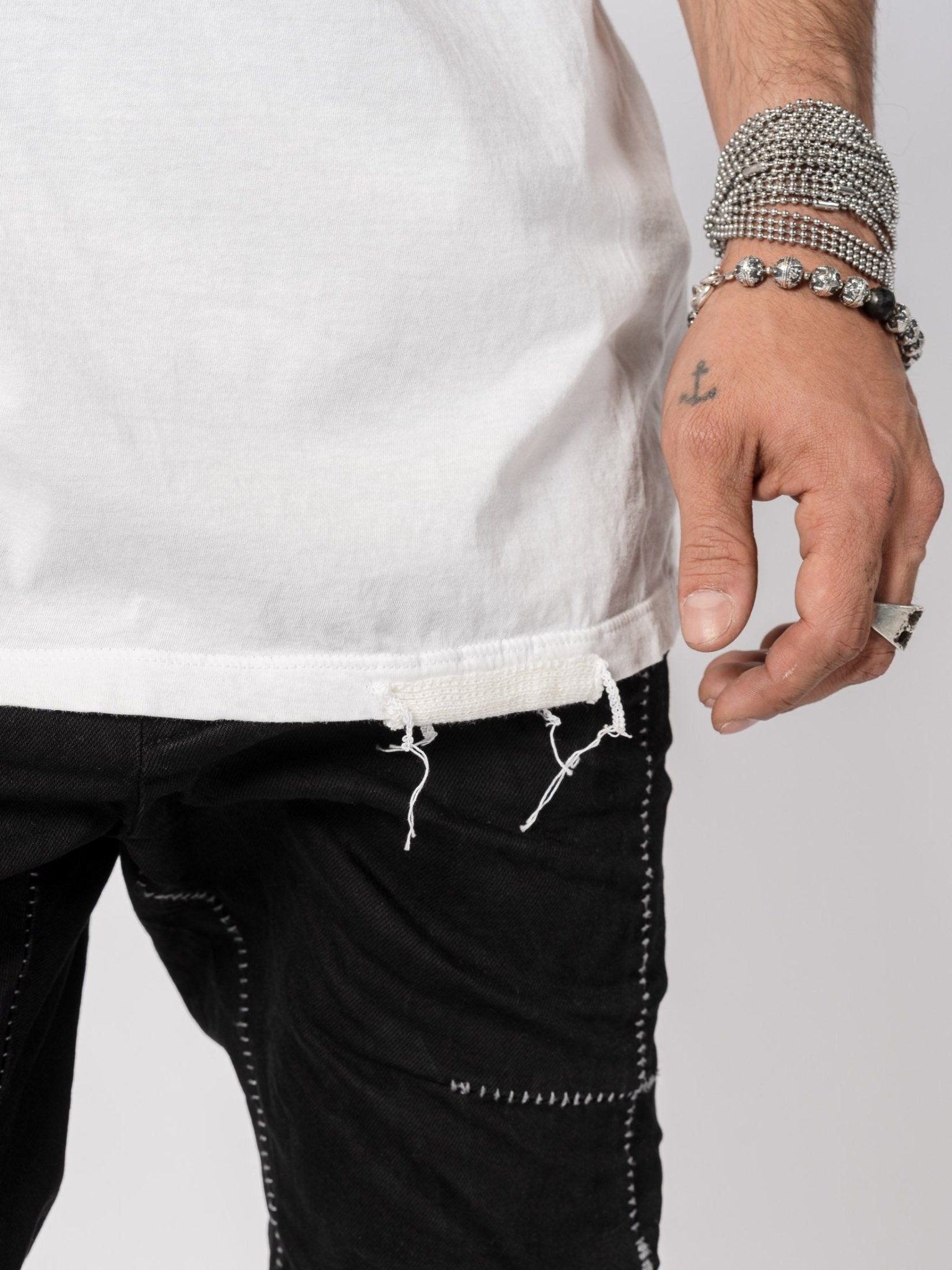 Classic Lightweight Cotton Tee - by MD75