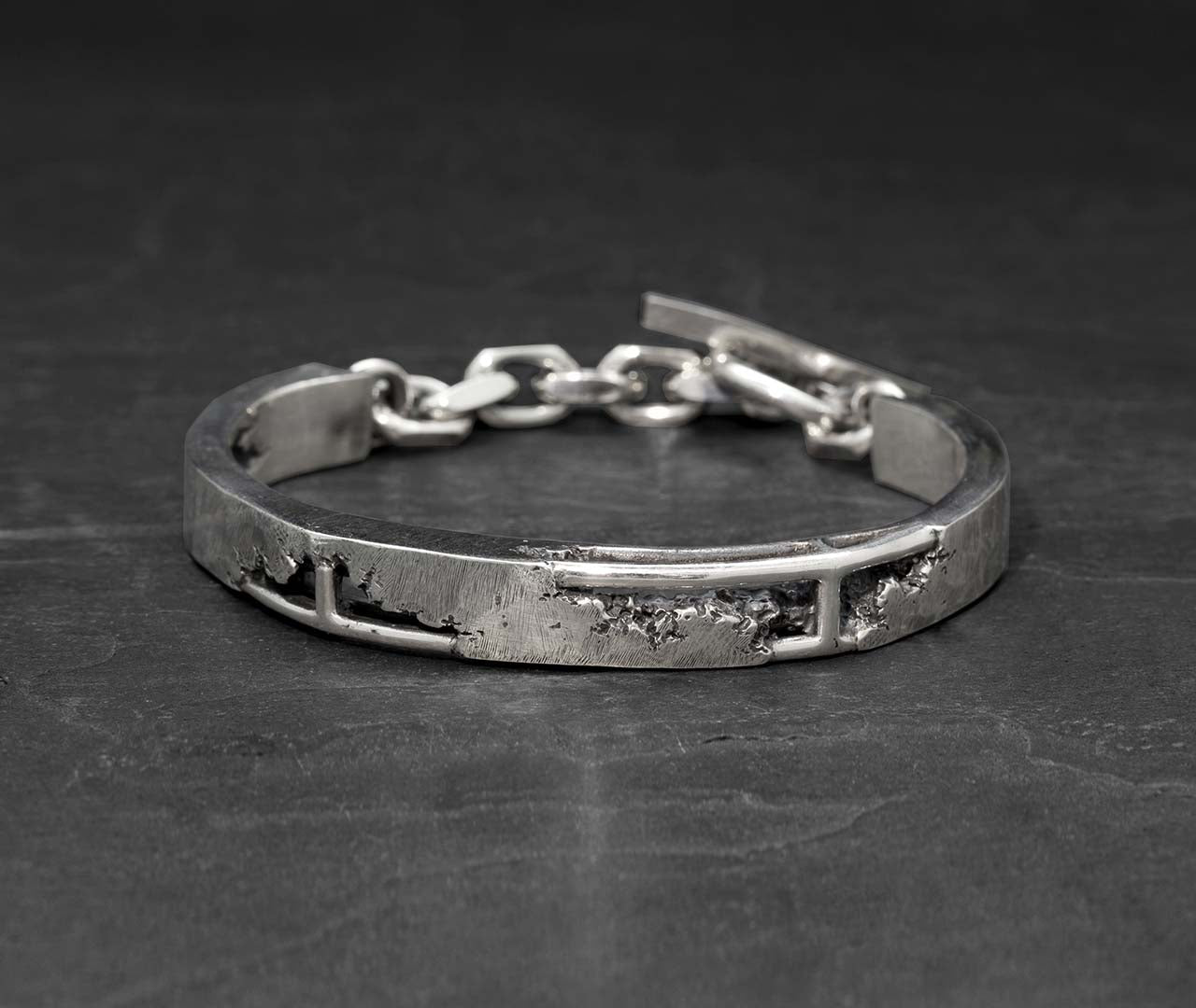 Constructed bracelet - by Tobias Wistisen