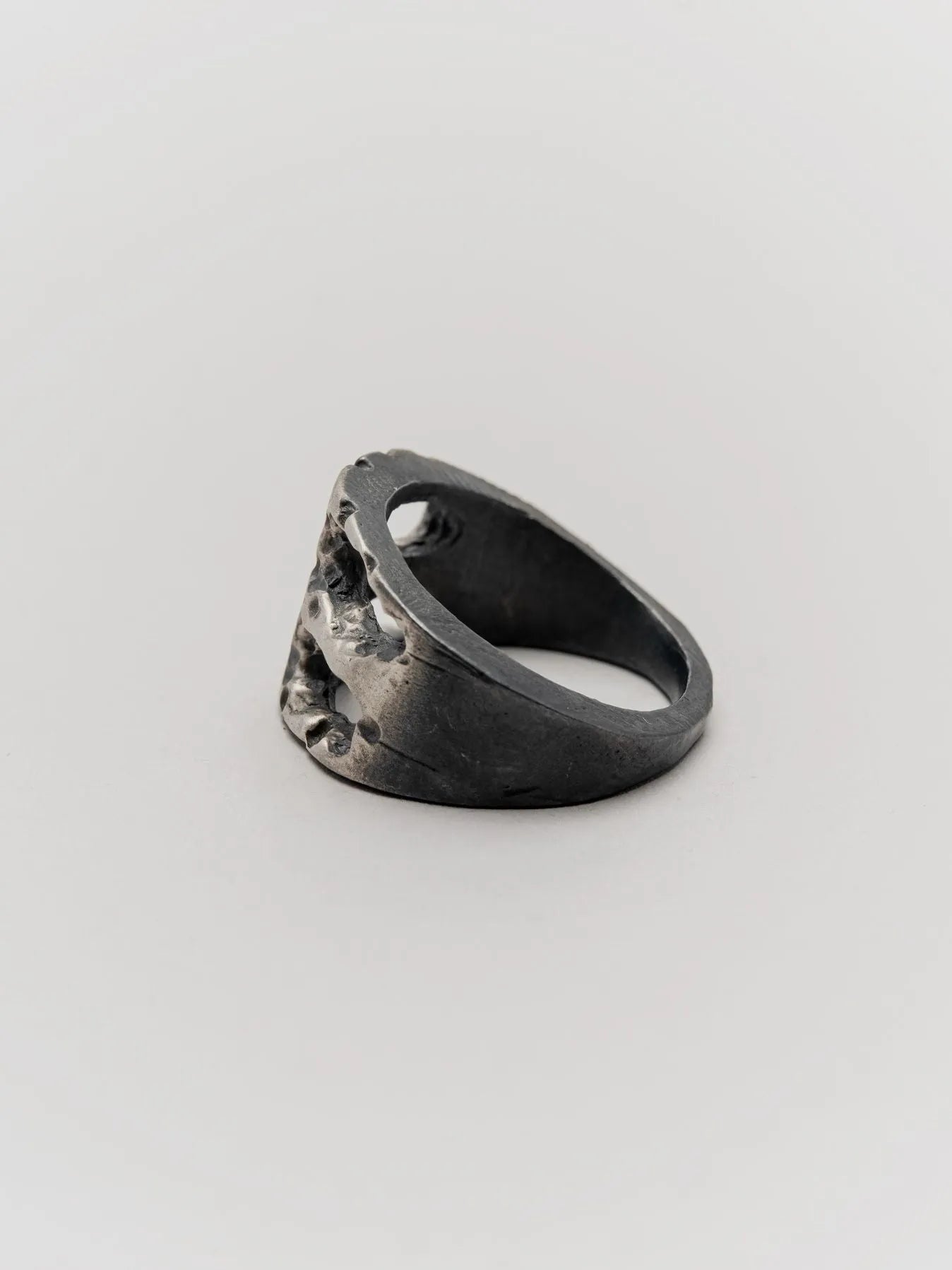 Crater ring - by Valar