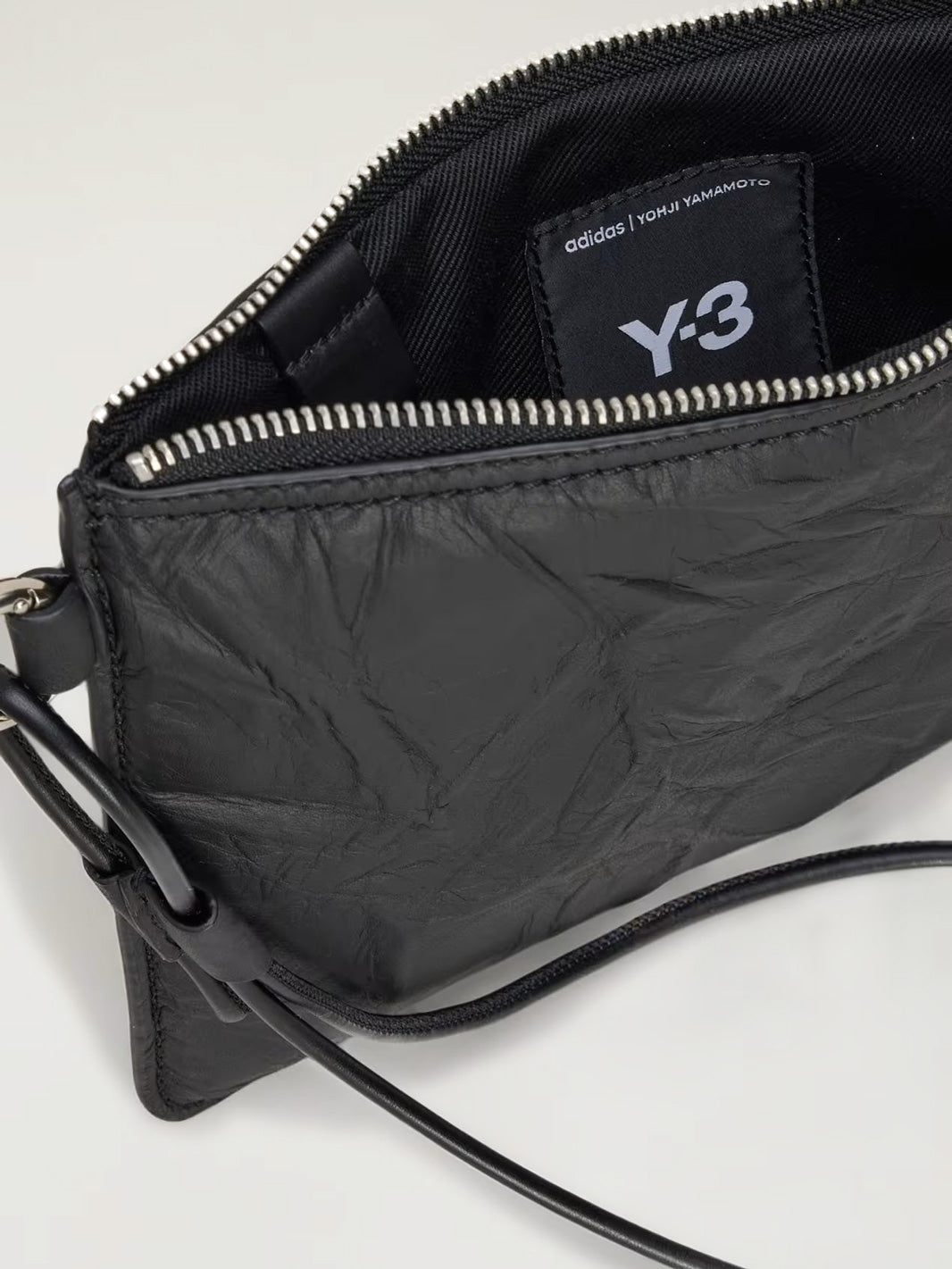 Crinkled Leather Pouch - by Y - 3