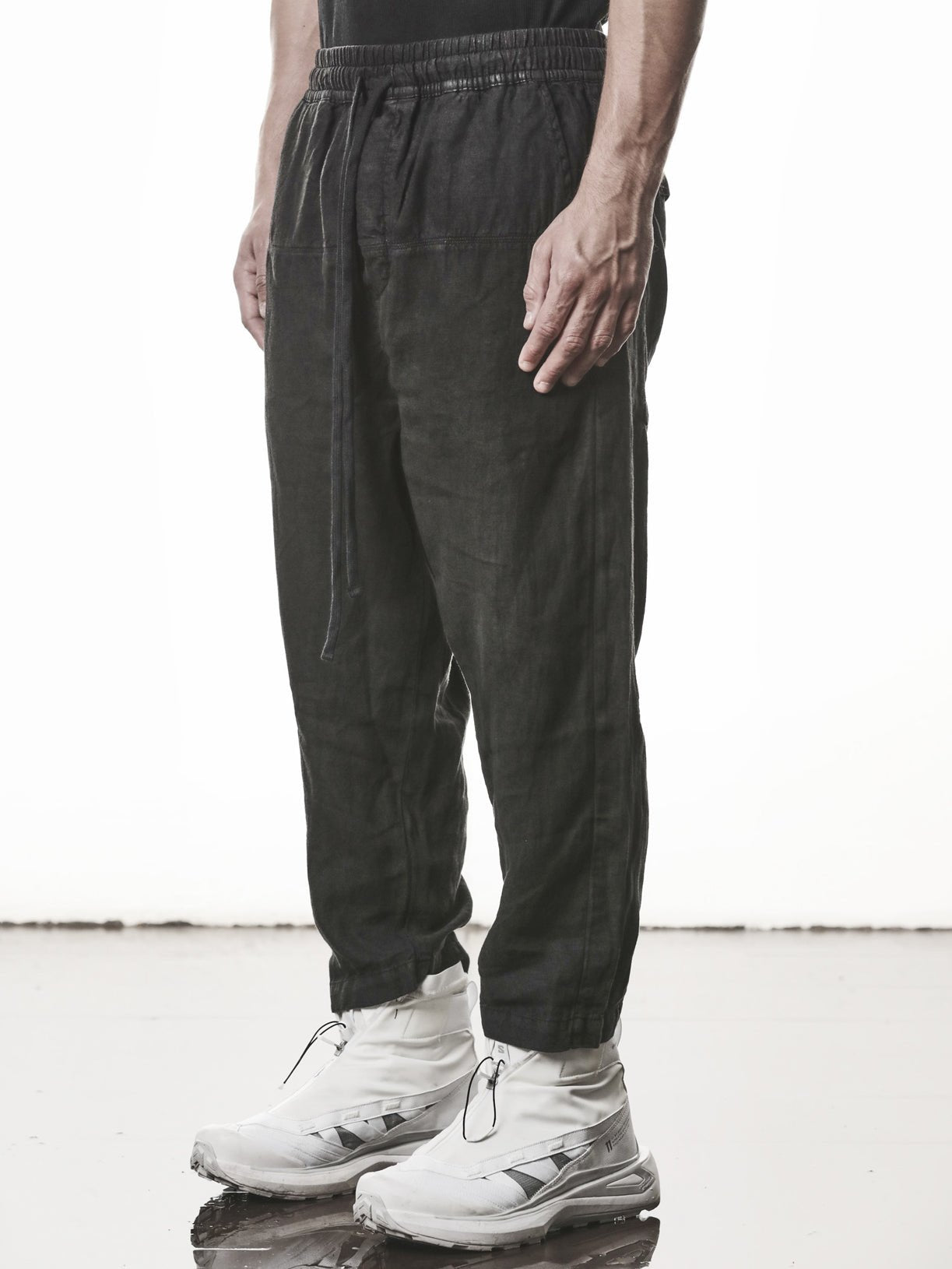 Cropped Linen Trousers - by THOM KROM
