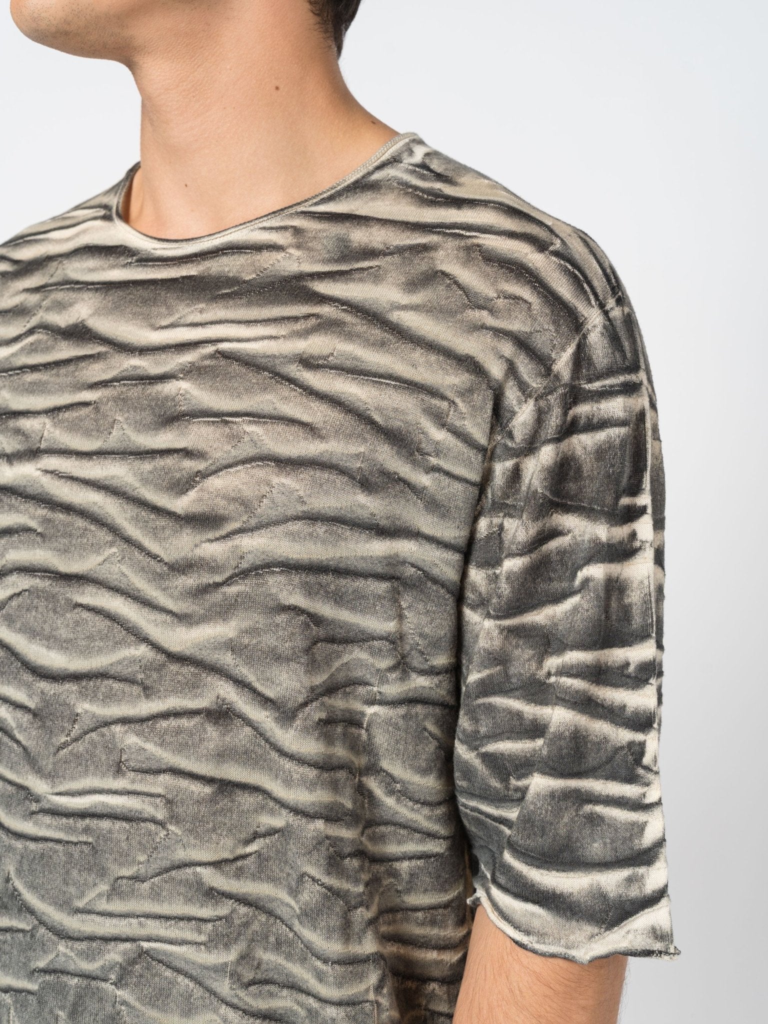 Crushed Texture Tee - by MD75