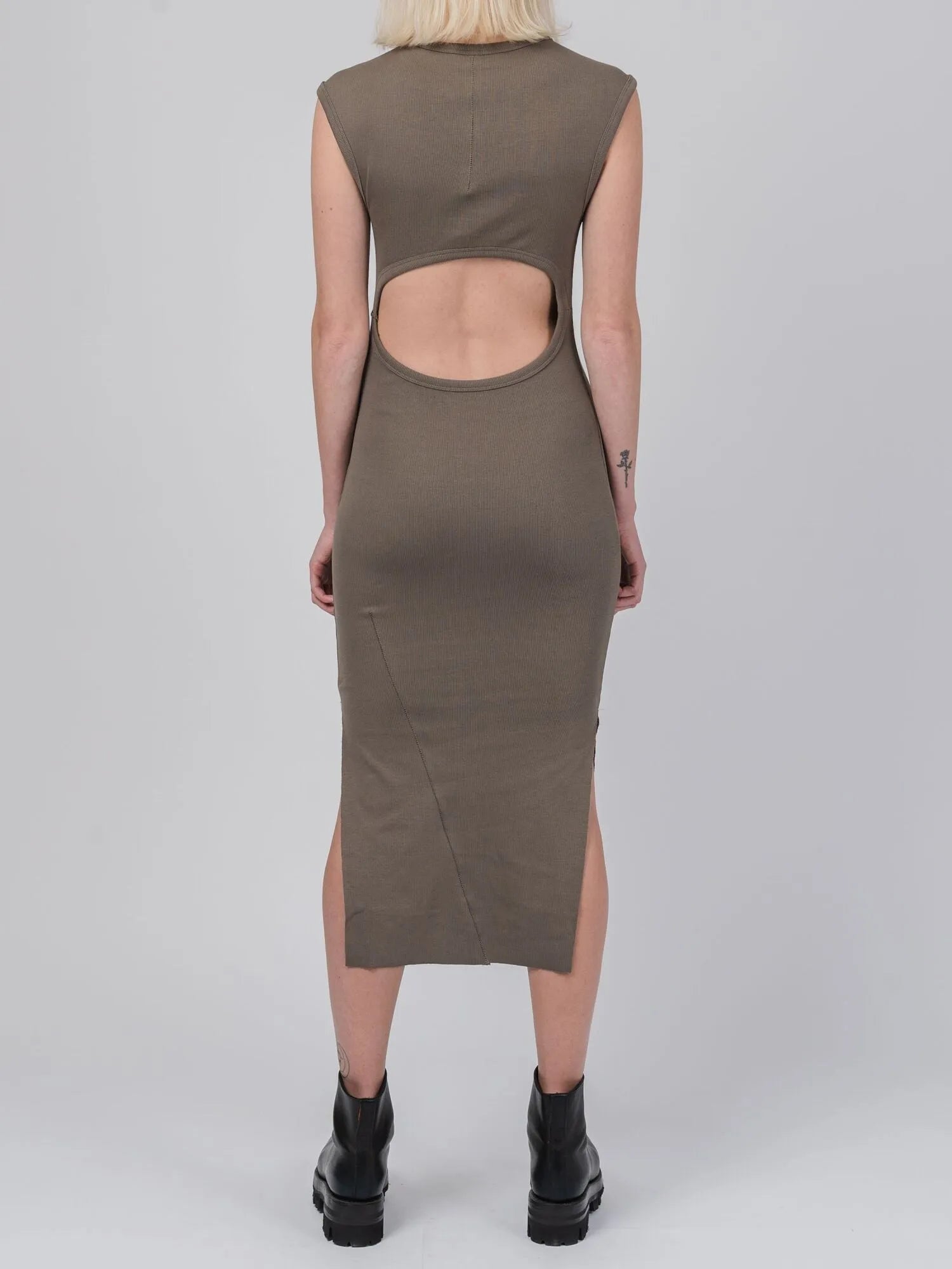 DRESS - by THOM KROM