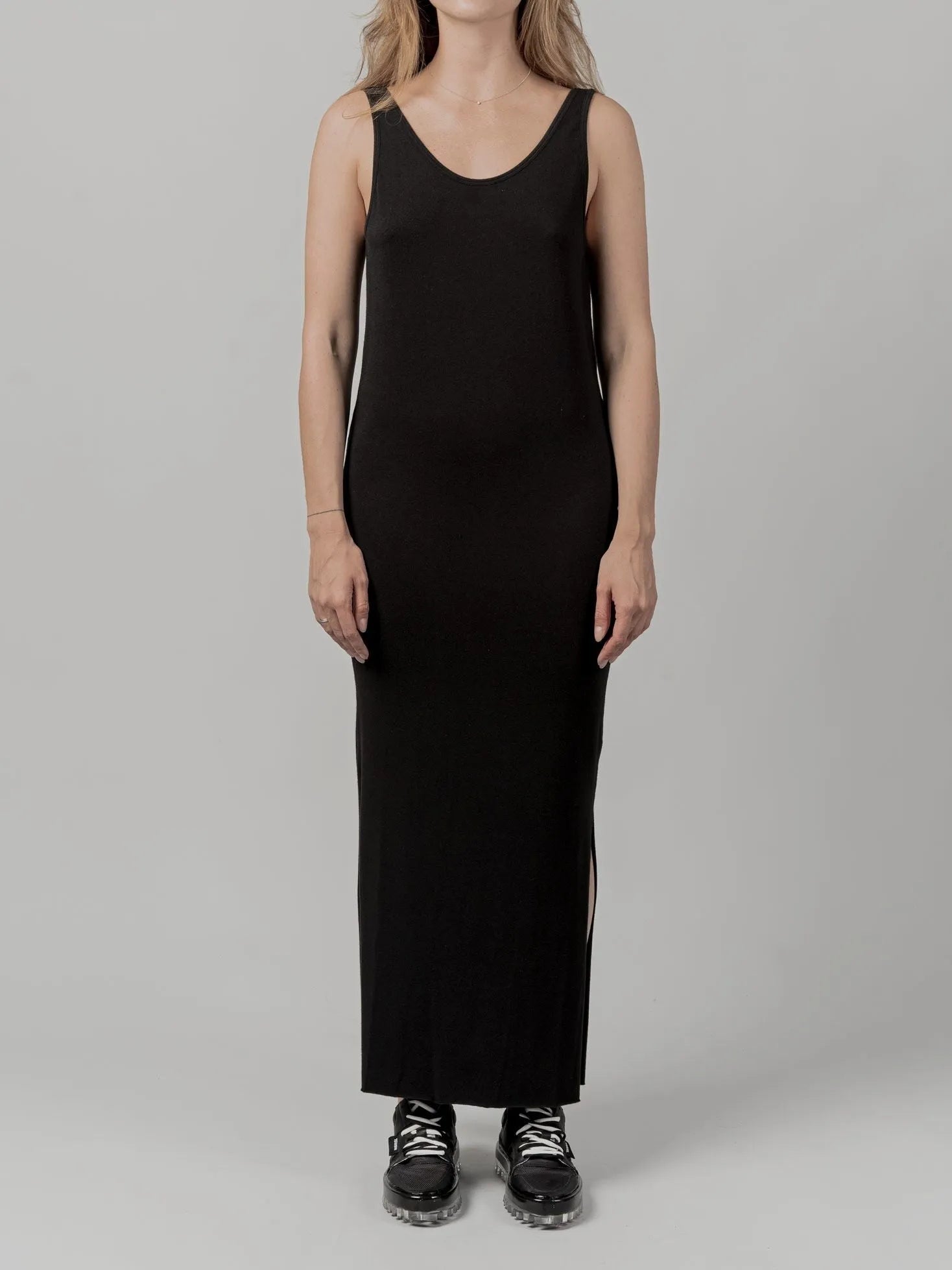 DRESS - by THOM KROM