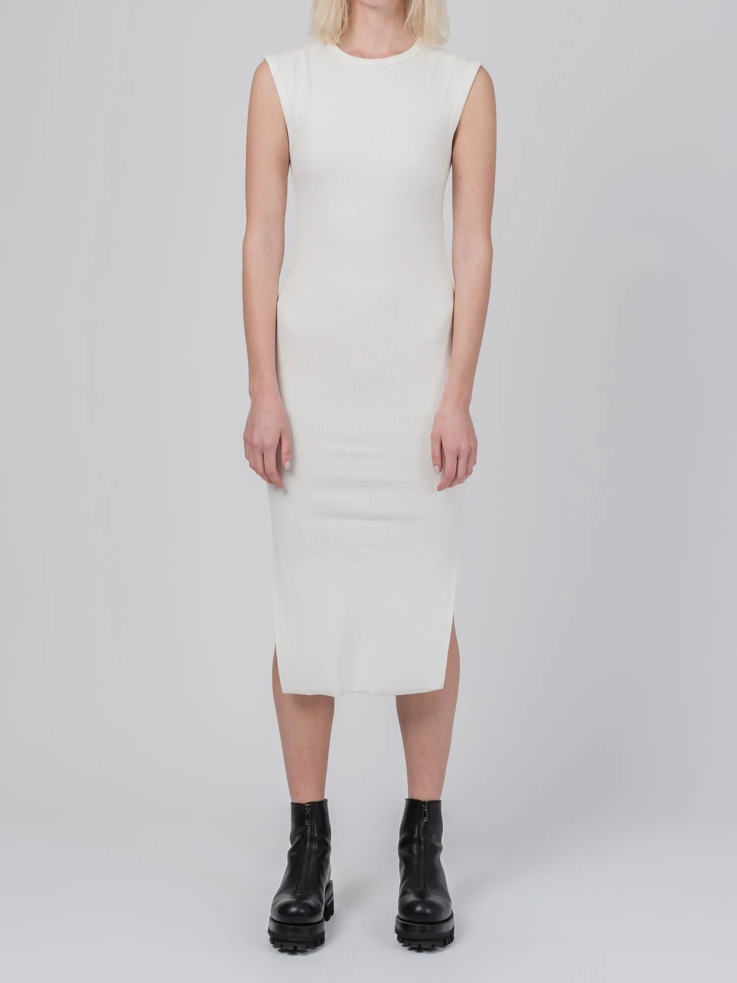 DRESS - by THOM KROM