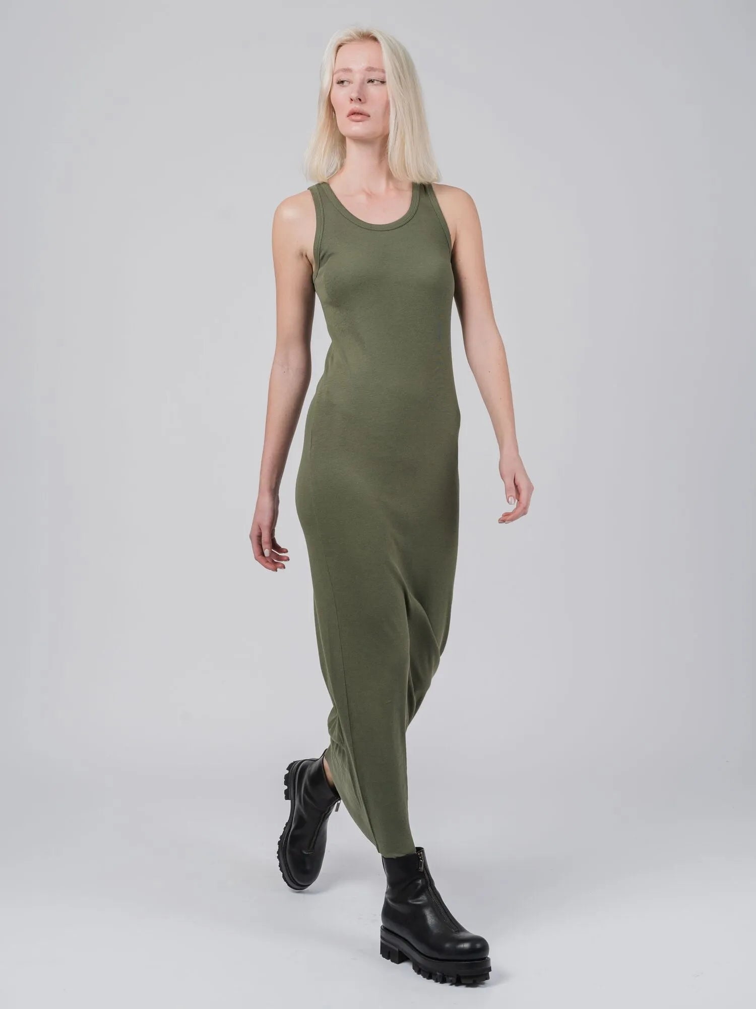 DRESS - by THOM KROM