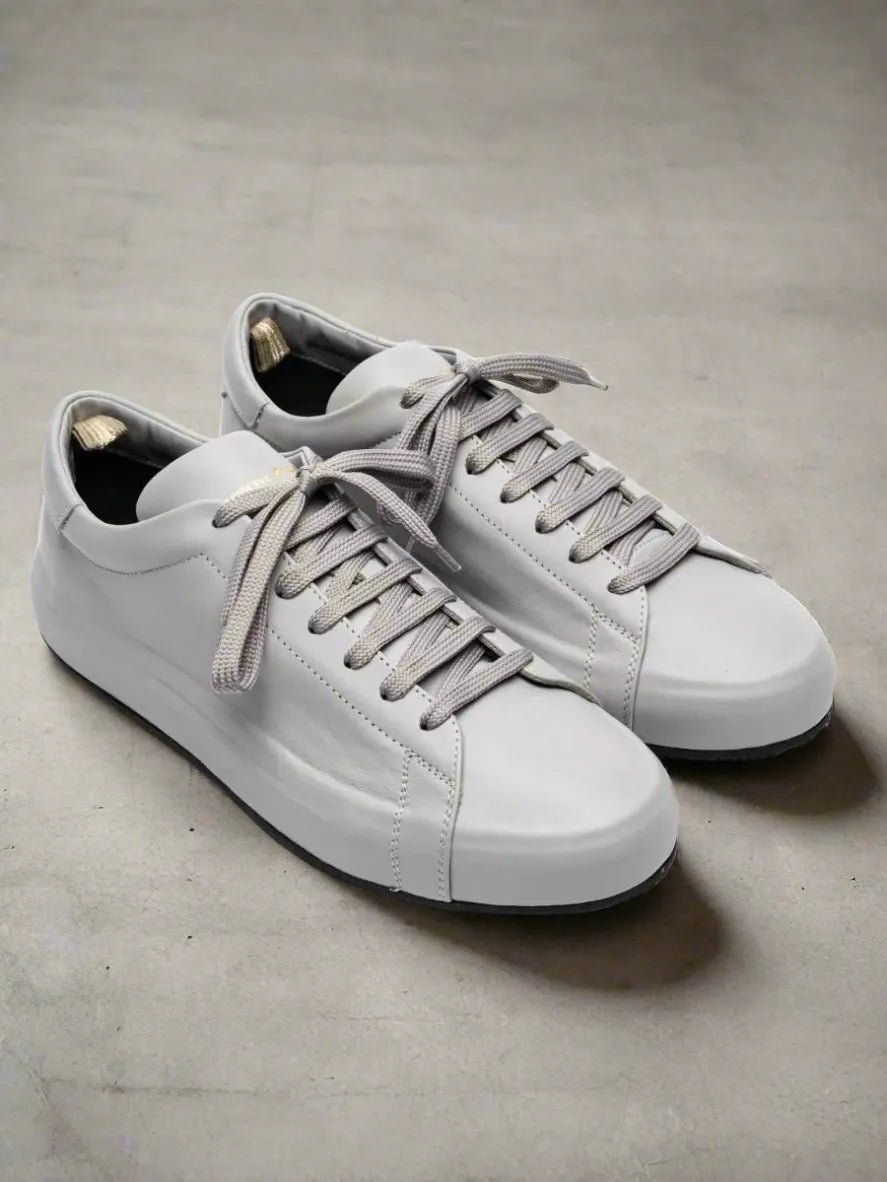 EASY/001 - by OFFICINE CREATIVE