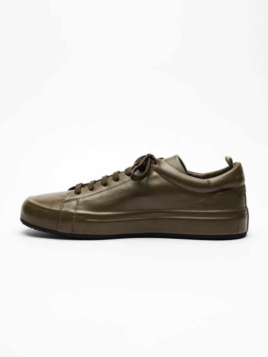 EASY/001 - by OFFICINE CREATIVE