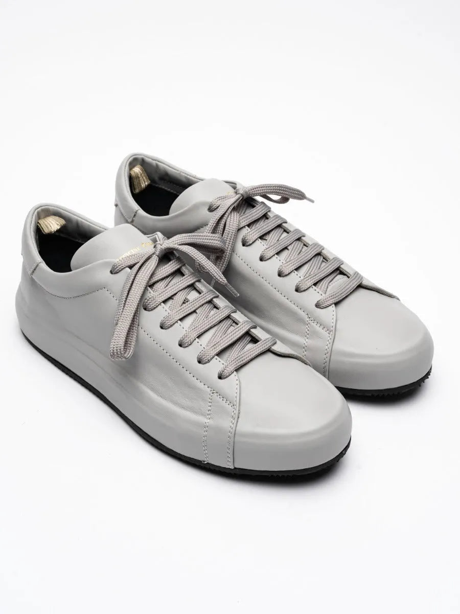 EASY/001 - by OFFICINE CREATIVE