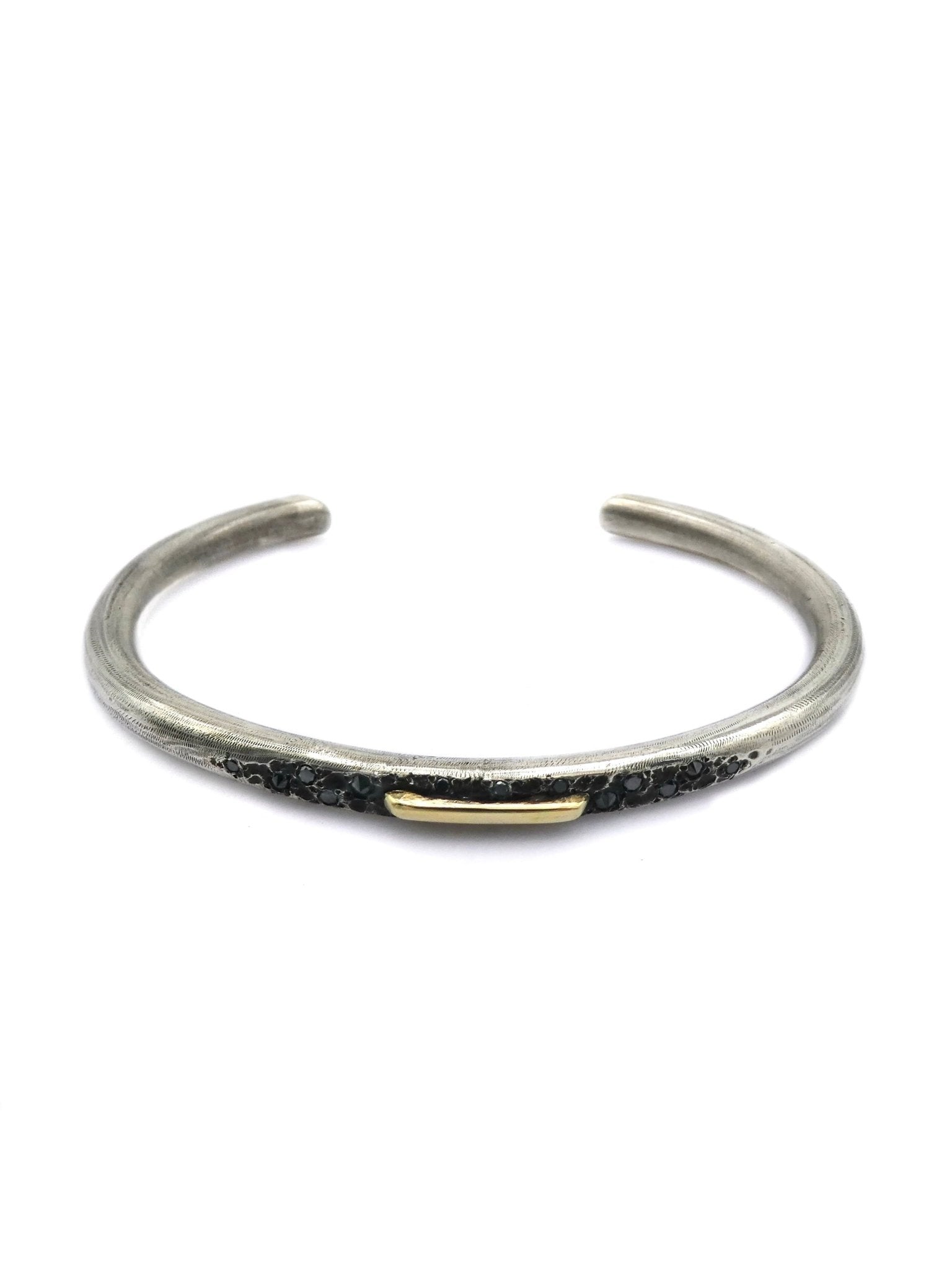 Equip cuff - by ENRI MARS