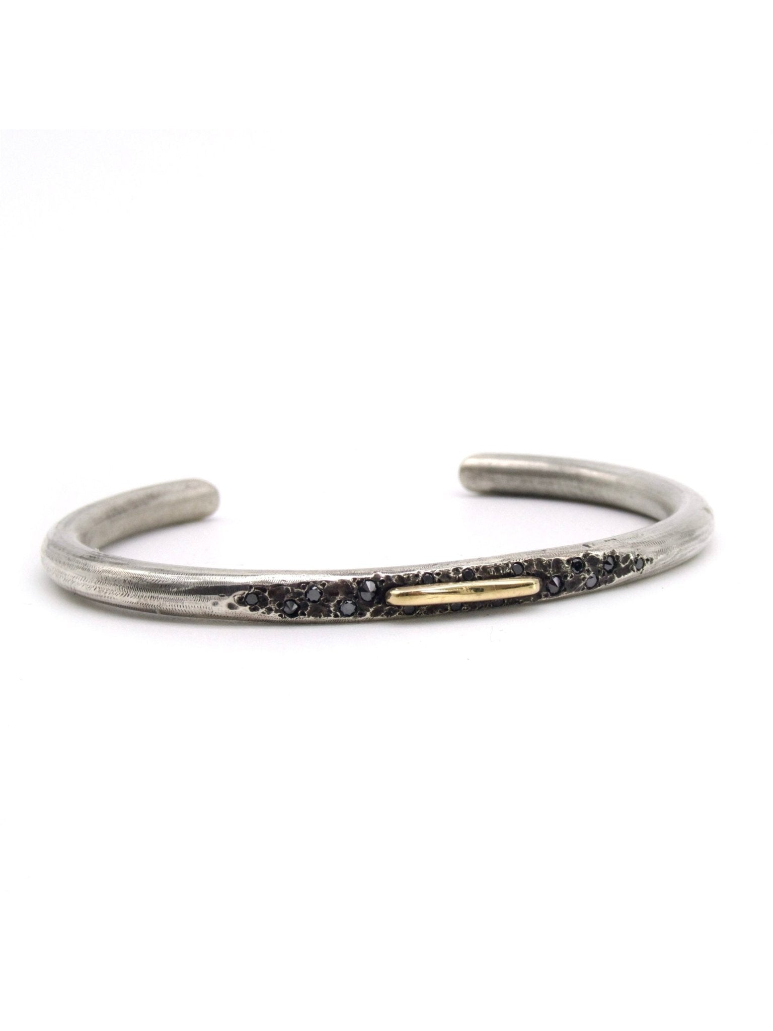 Equip cuff - by ENRI MARS
