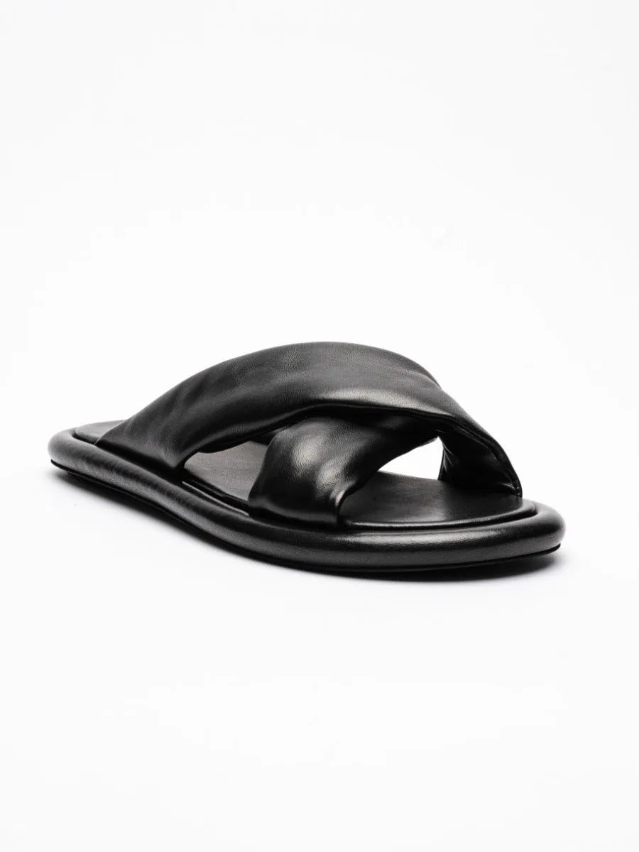 ESTENS/001 - by OFFICINE CREATIVE