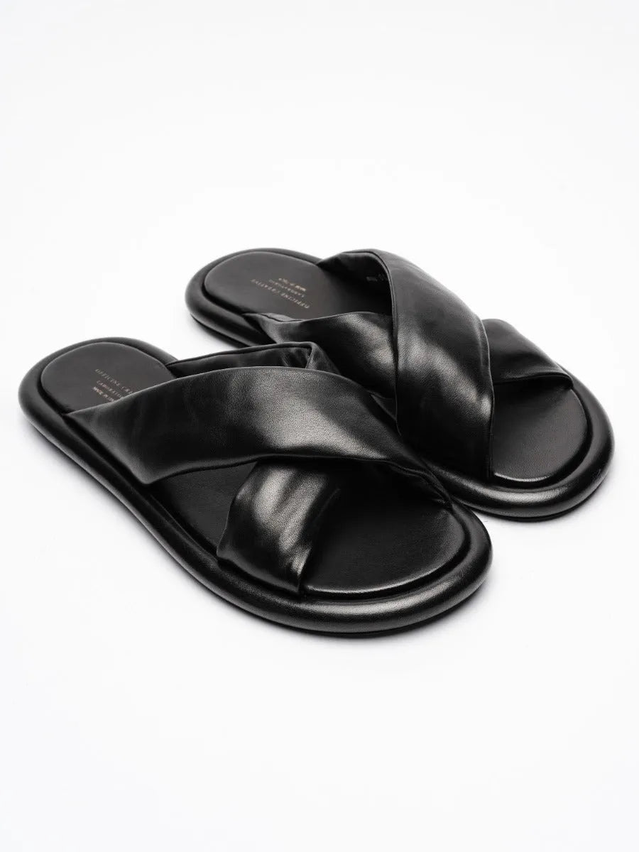 ESTENS/001 - by OFFICINE CREATIVE