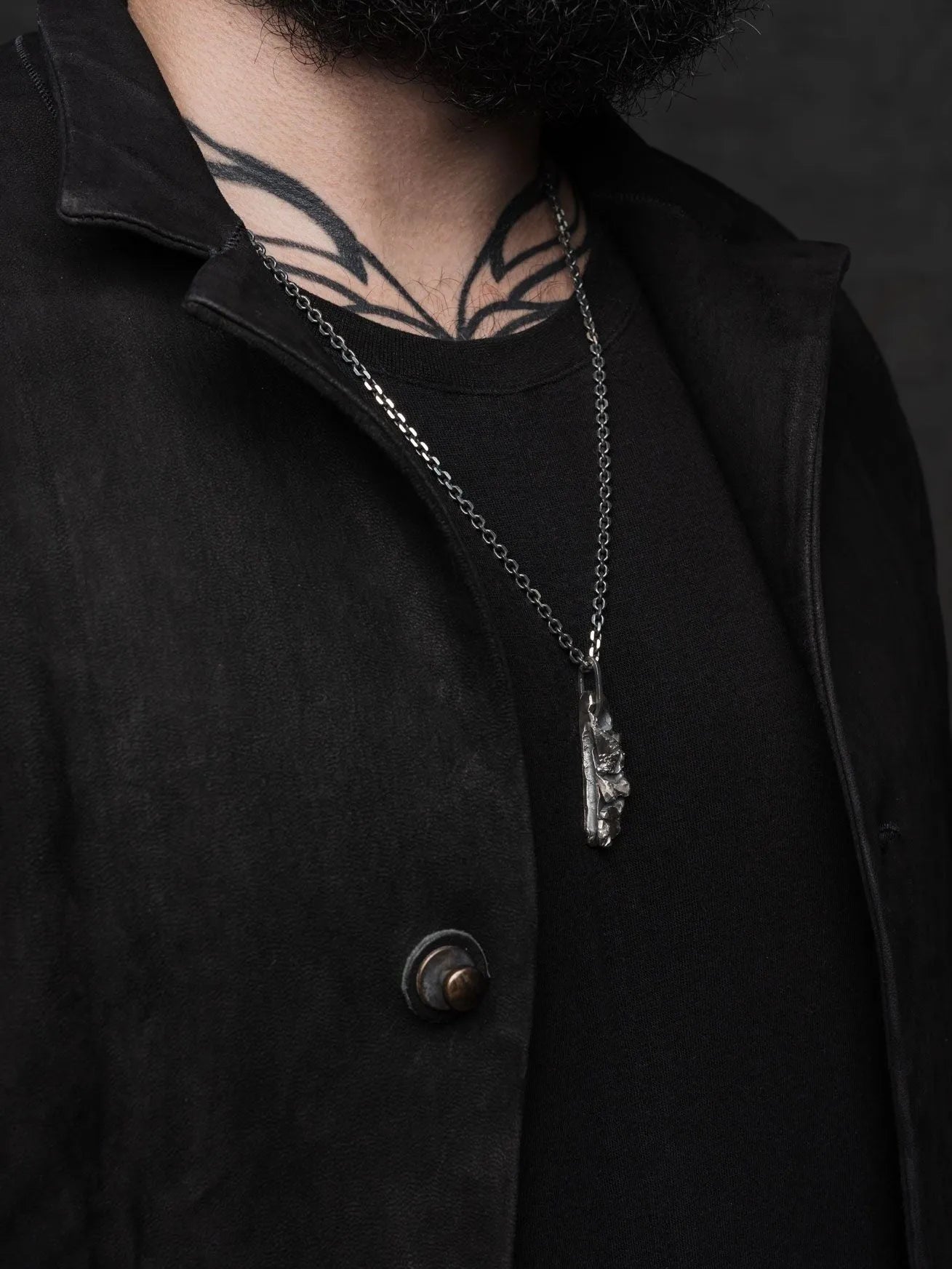 Gaia necklace - by Valar