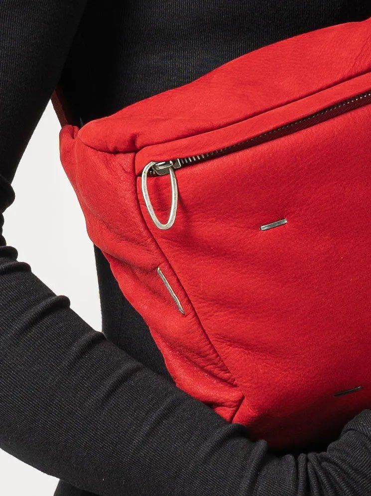 Grande Piuma Leather Sling - by DANIELE BASTA
