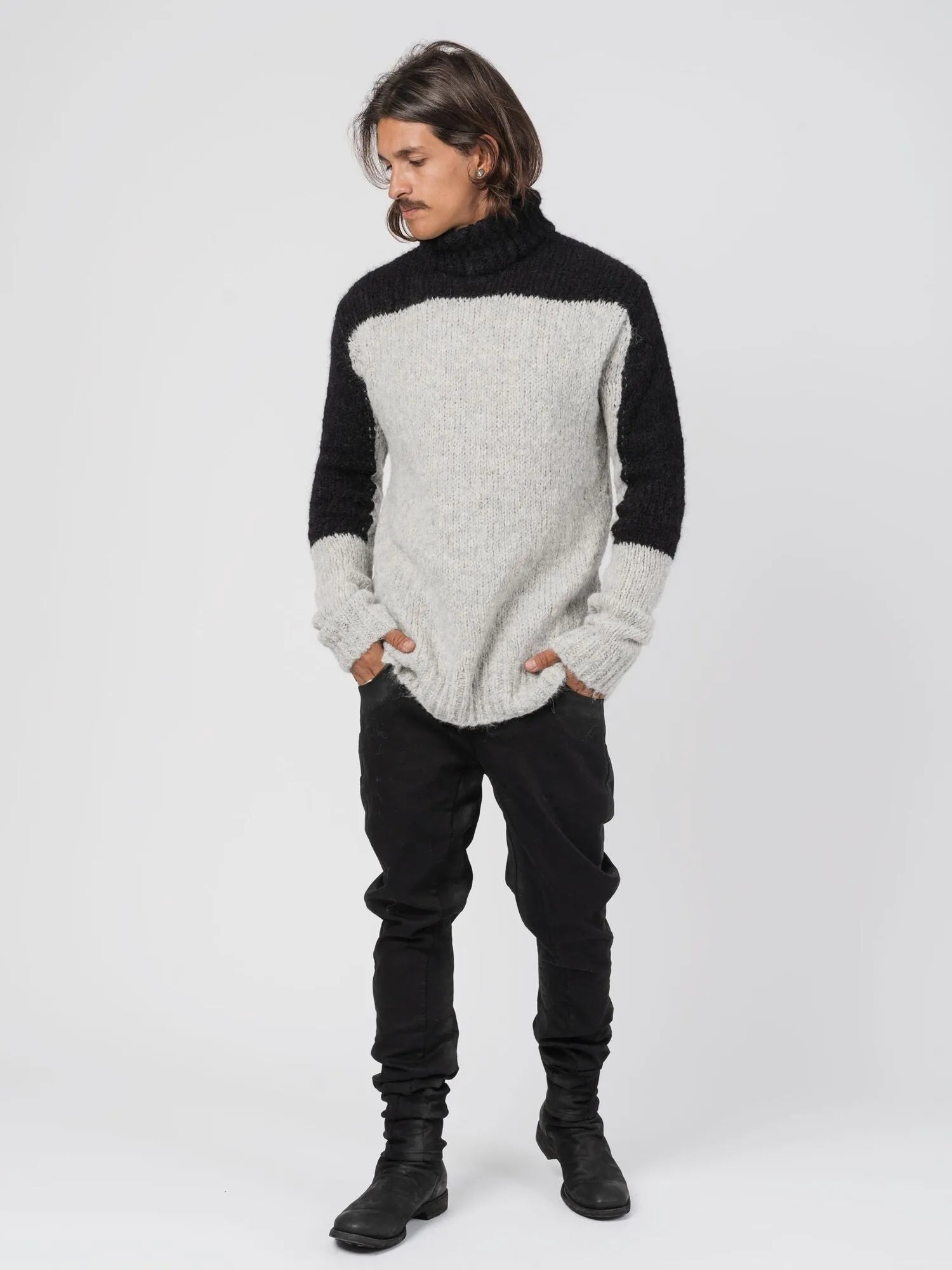 KNIT - by THOM KROM