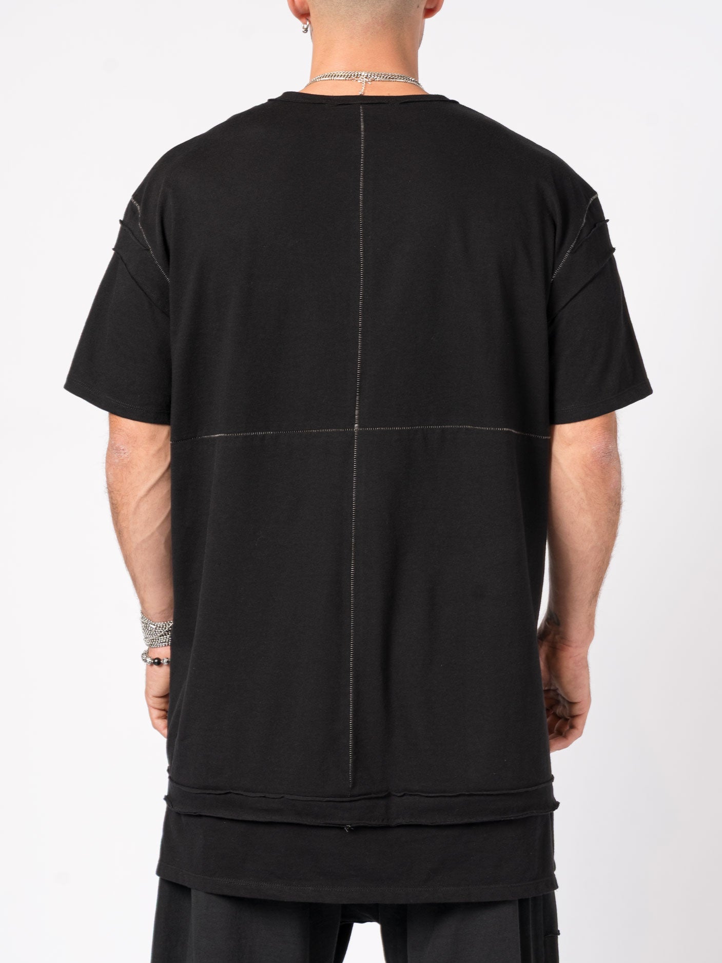 Layered Hem T-Shirt - by D.HYGEN