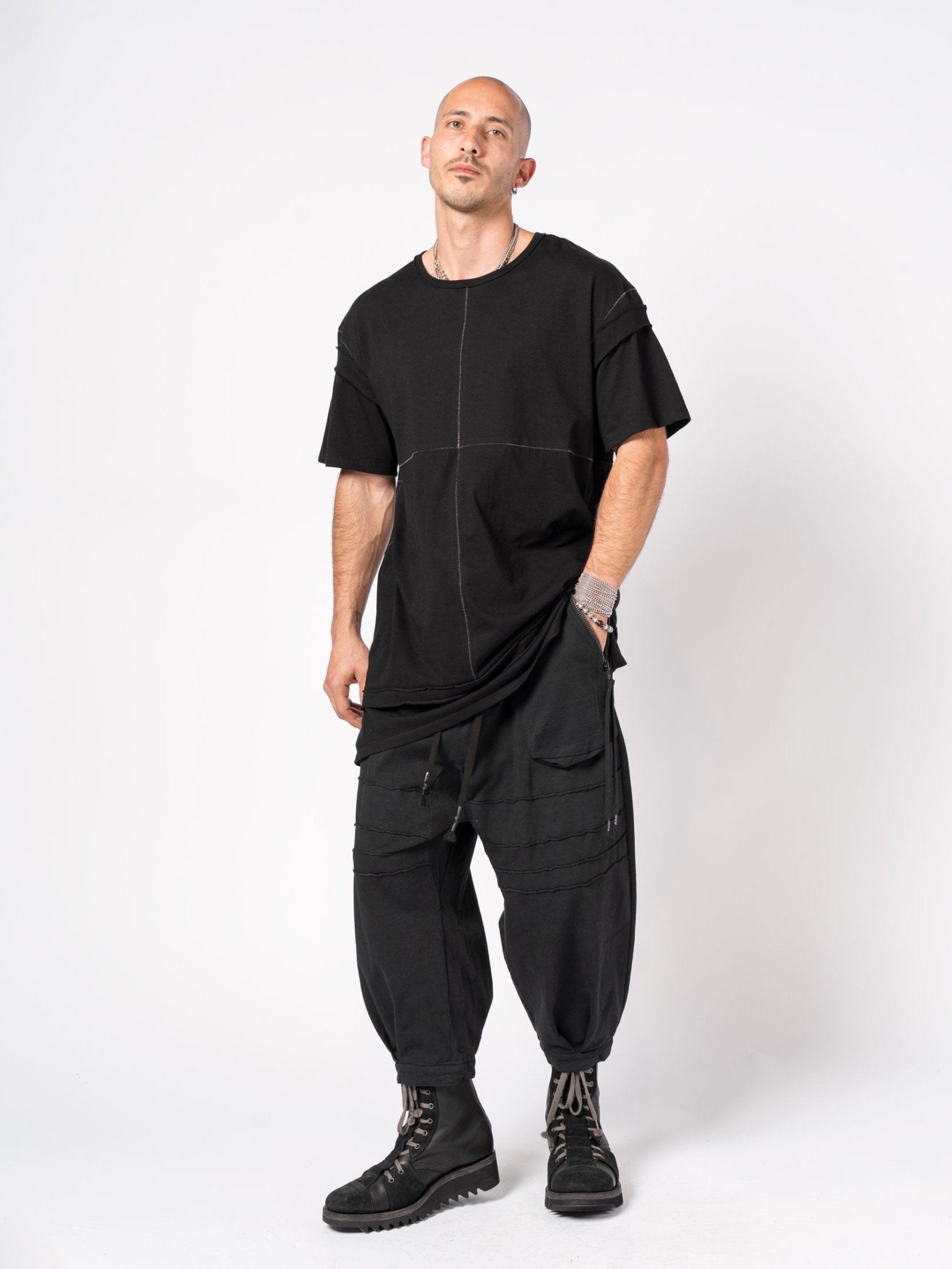 Layered Hem T-Shirt - by D.HYGEN