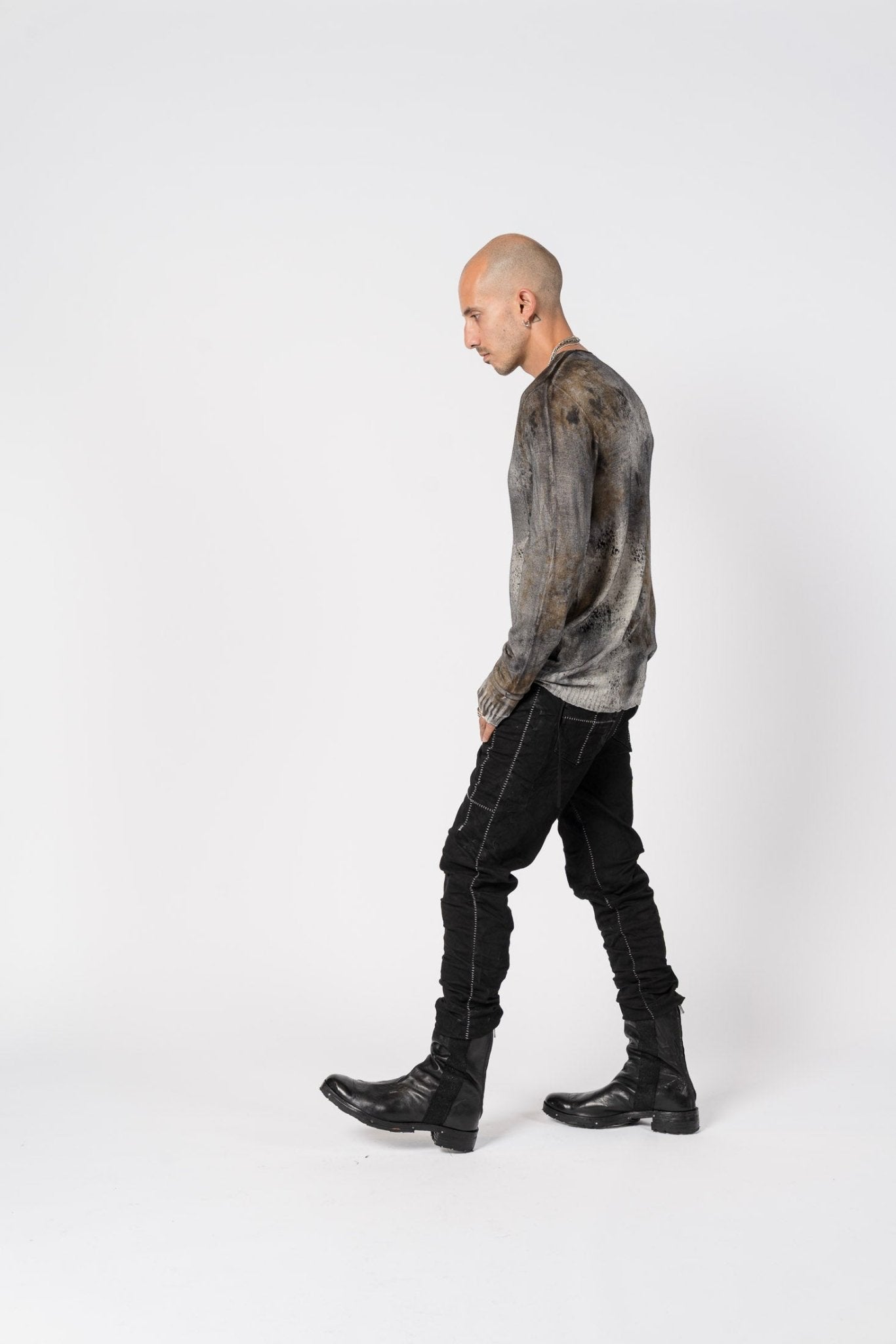 Light Wool Knit with Salt Treatment - by MD75