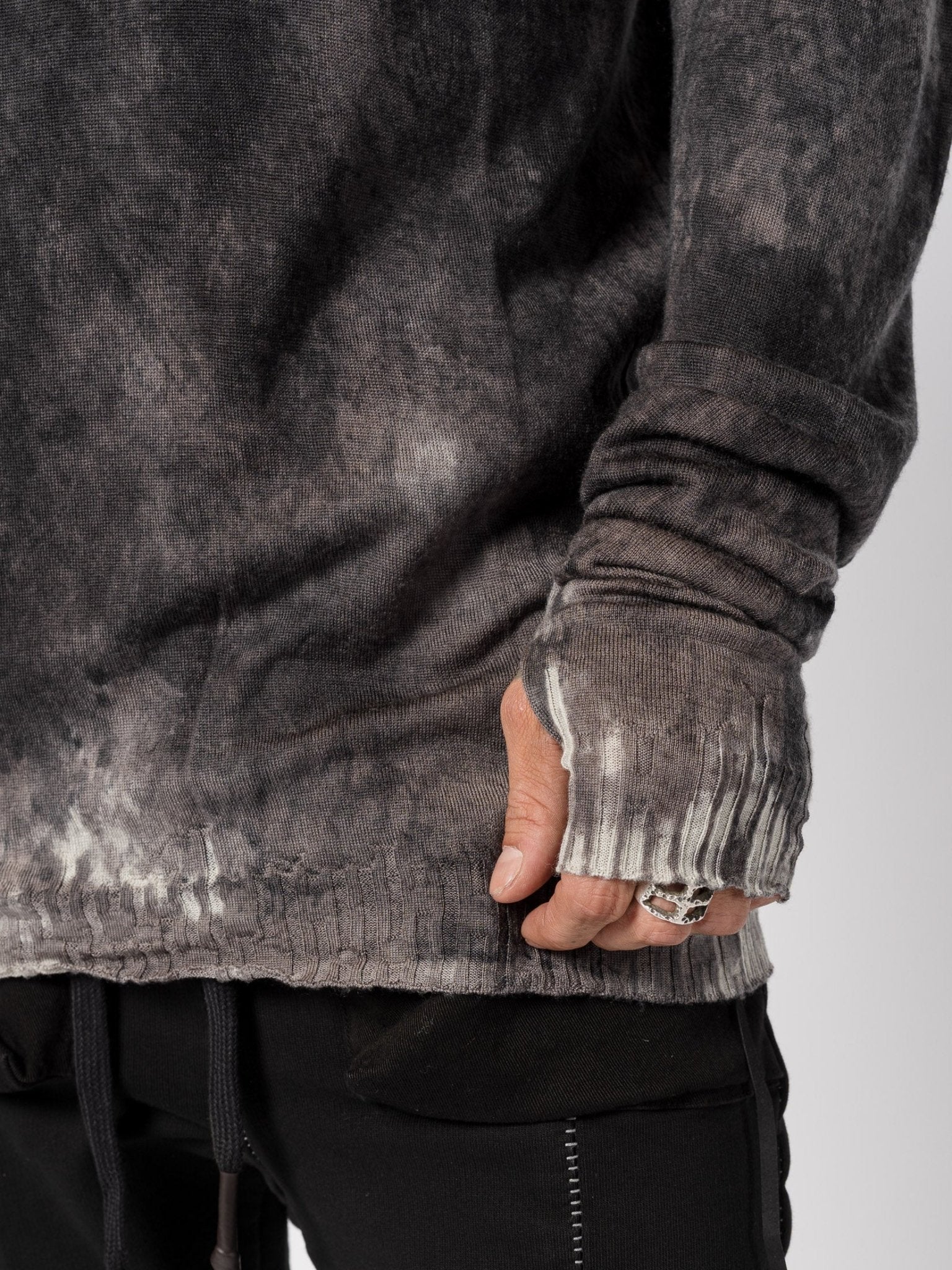 Light Wool Knit with Sponged Dyeing - by MD75