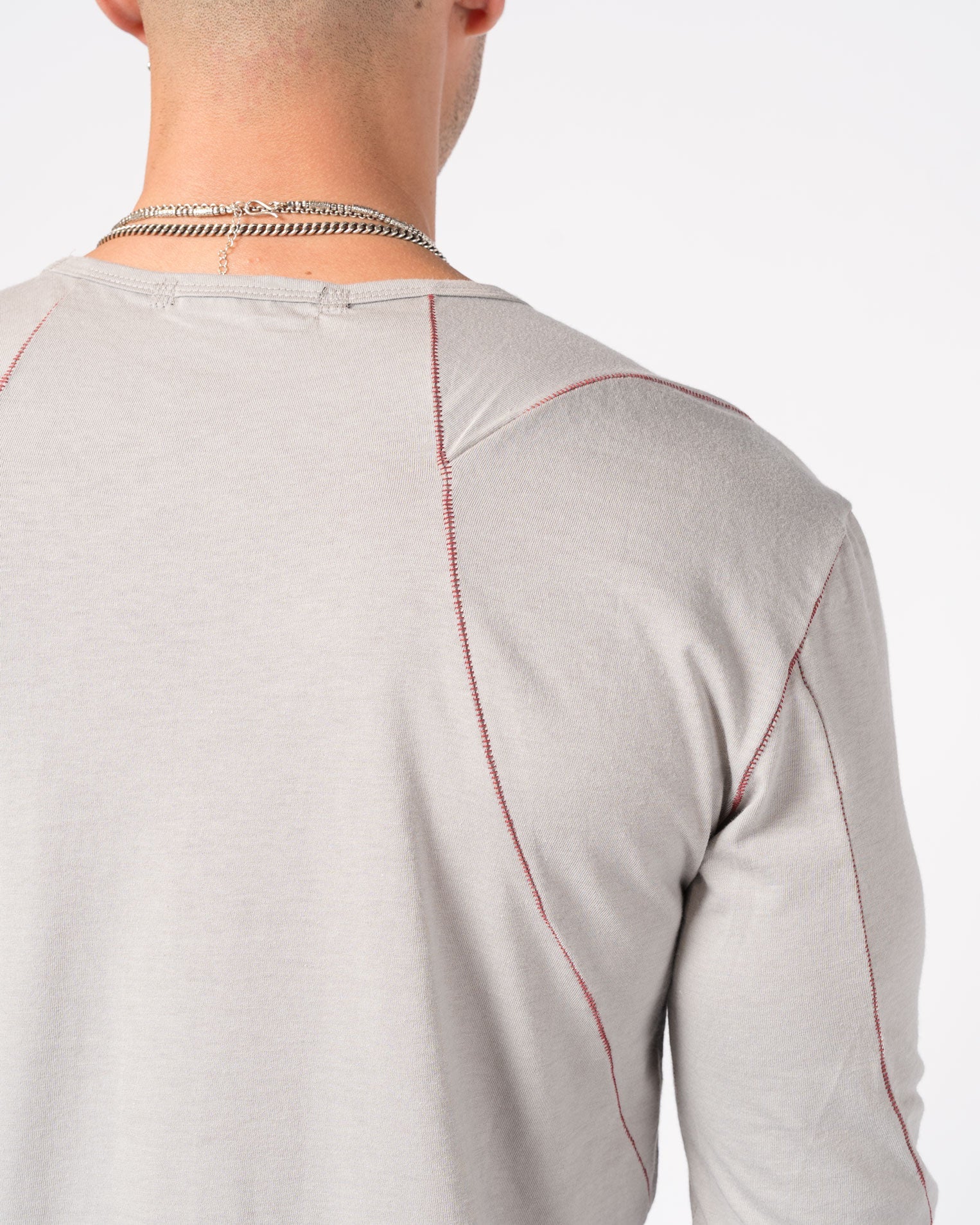 Long - Sleeve T-Shirt with Contrast Stitching - by D.HYGEN