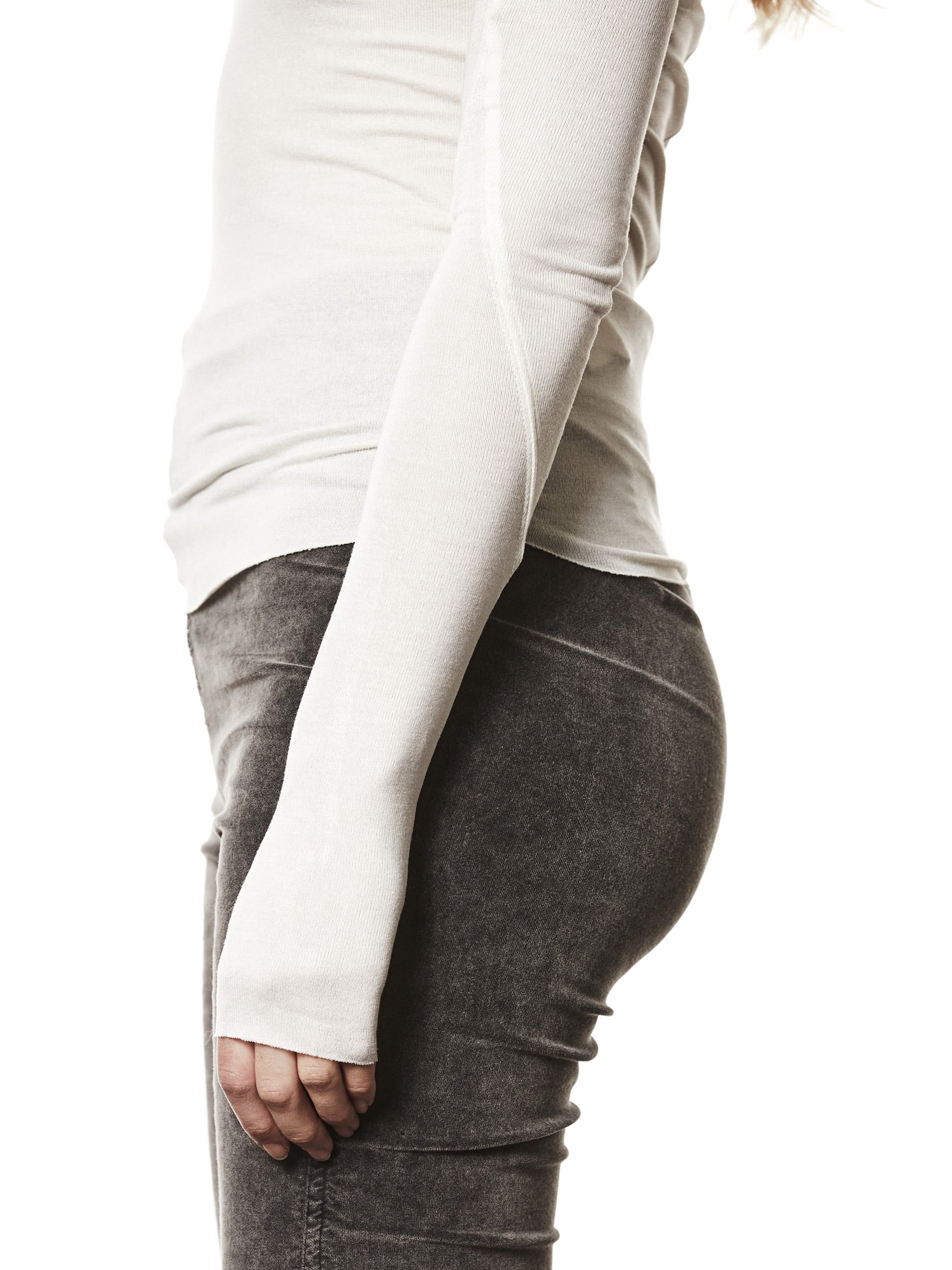 Long sleeve T-Shirt with Thumbholes - by THOM KROM