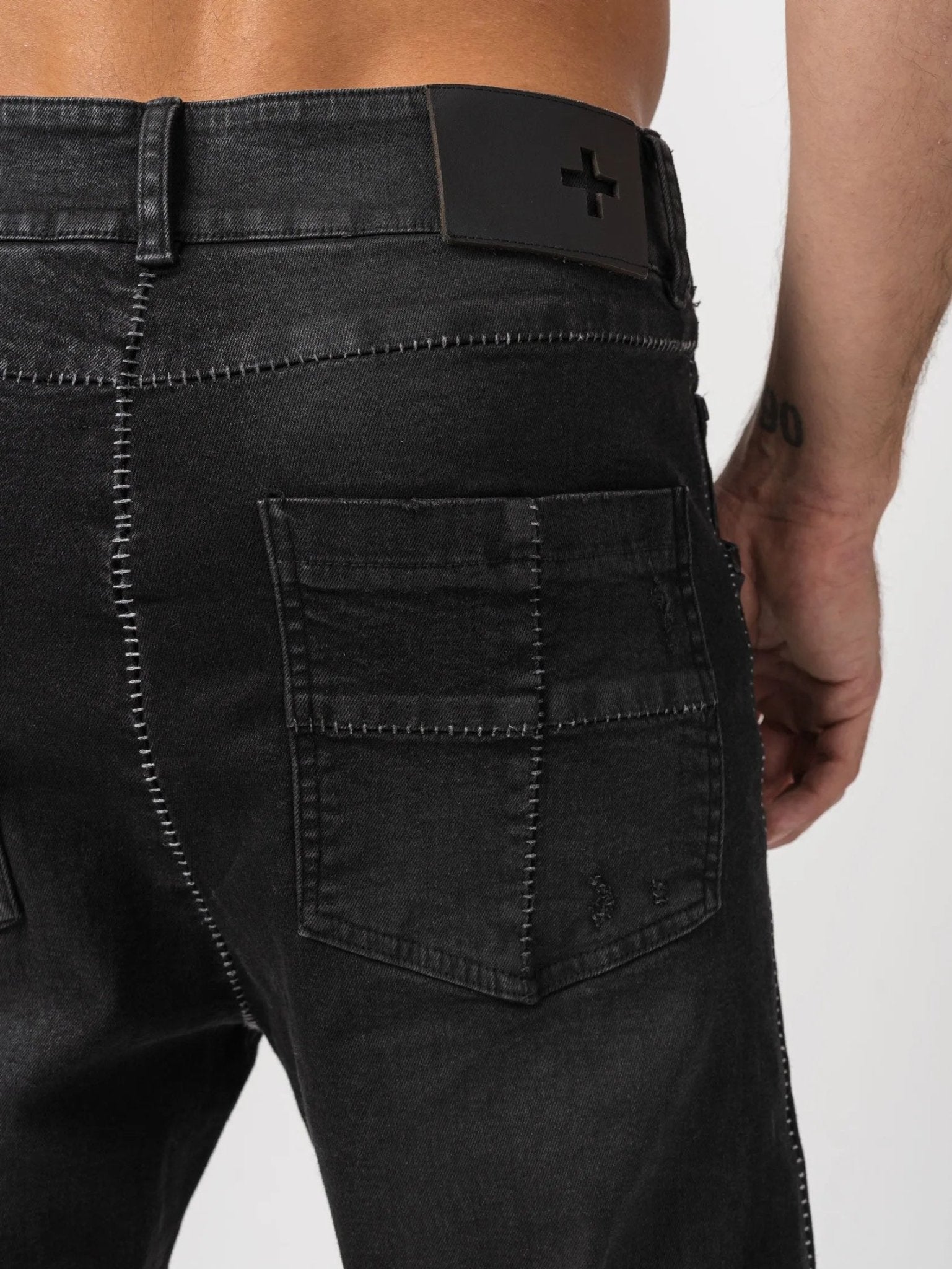 Low Crotch Jeans with Leather Effect - by MD75