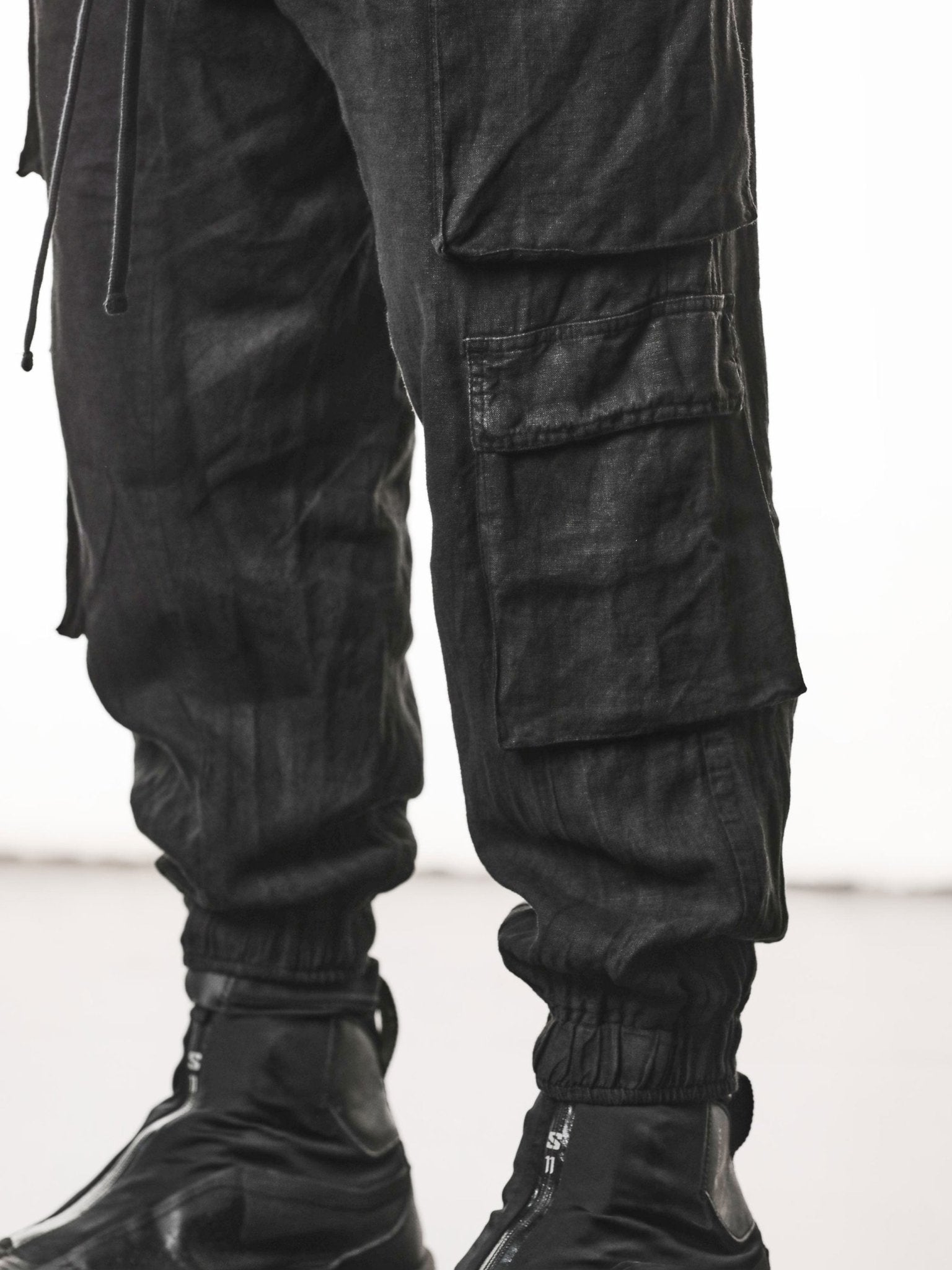 Low - Crotch Linen Trousers - by THOM KROM