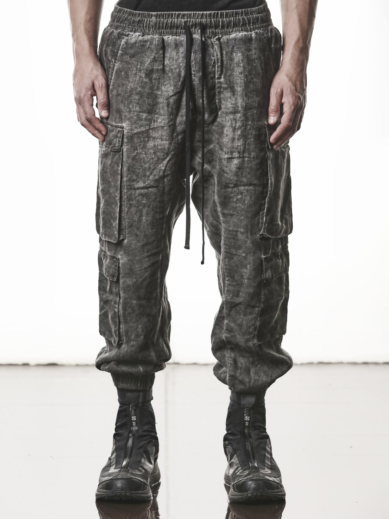 Low - Crotch Linen Trousers - by THOM KROM