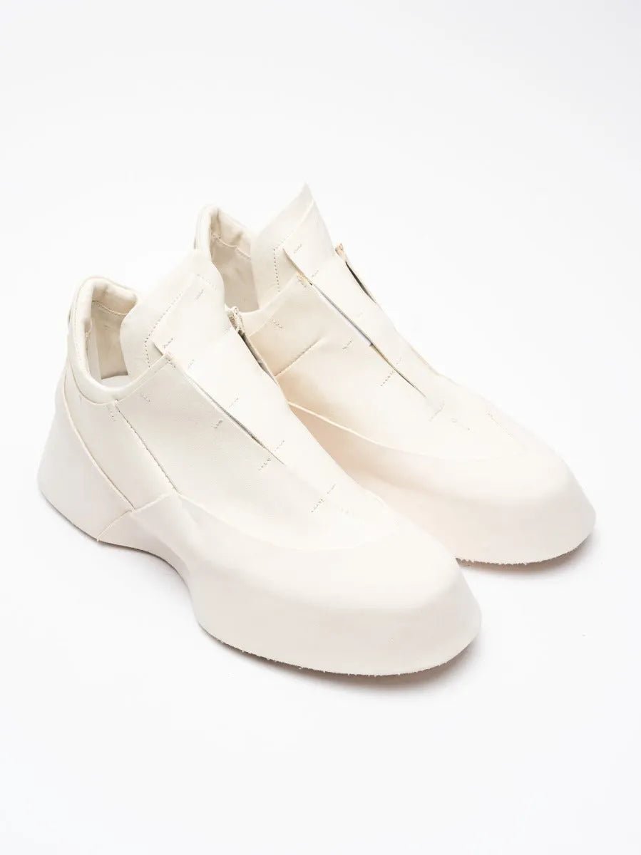 LOWTOP SNEAKERS - by LEON EMANUEL BLANCK