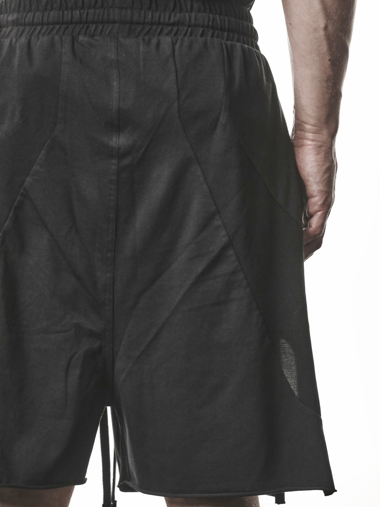 THOM KROM Matmix Cotton Shorts black - detail of structured cotton inserts against jersey shell