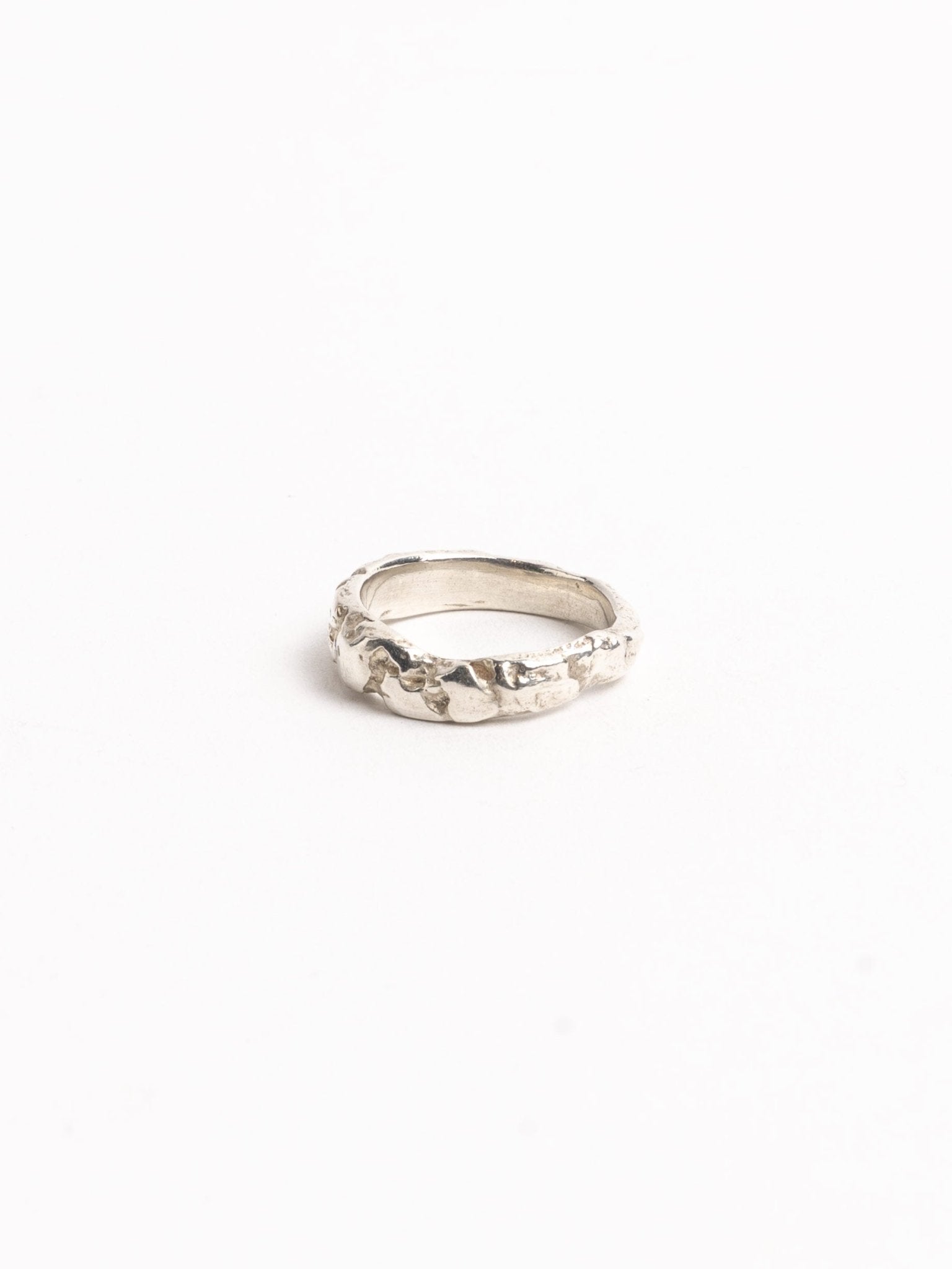 MAYA NOACH Organic Texture Ring, angled textured ring detail view