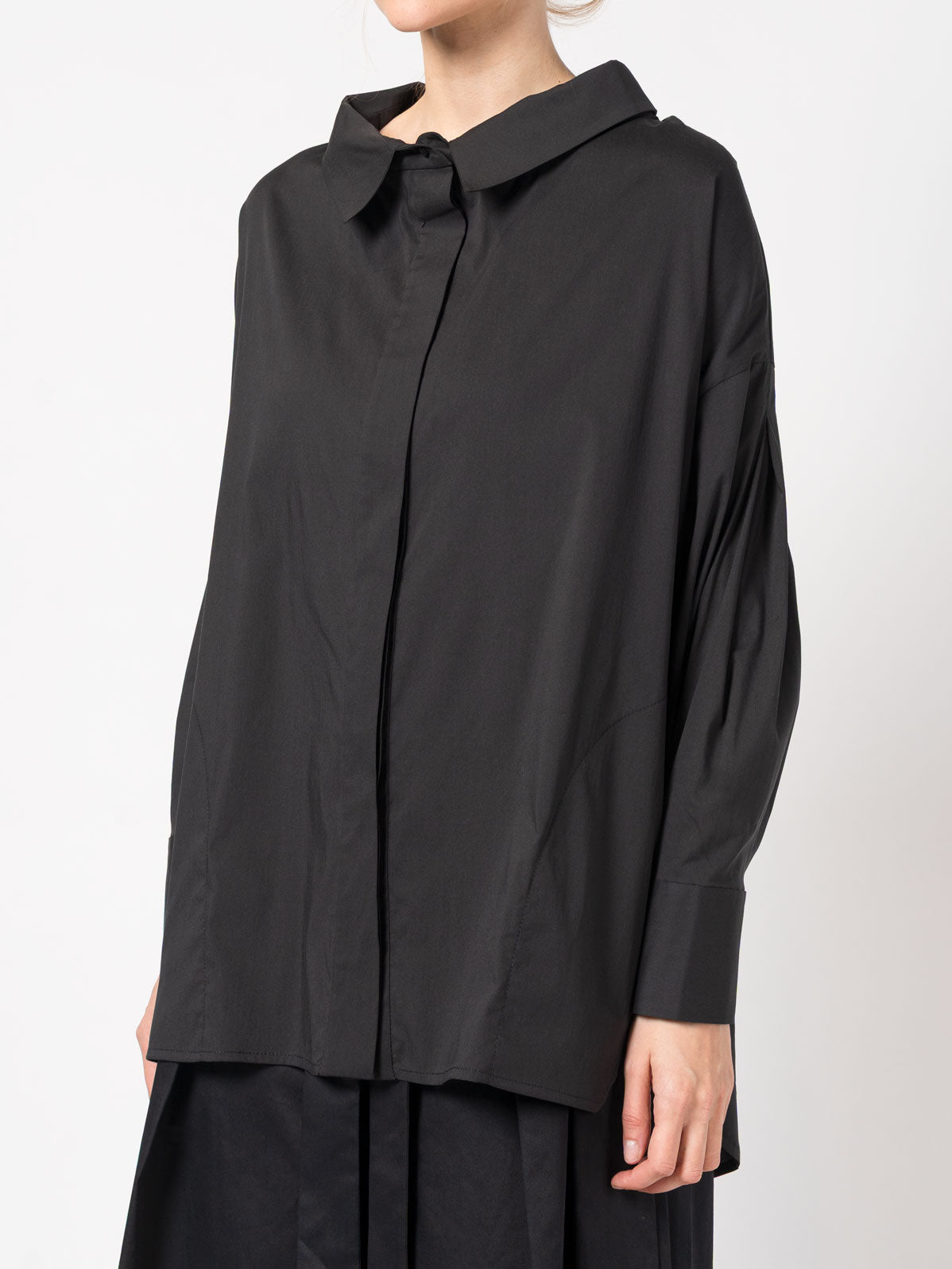 Oversize Shirt - by 139DEC