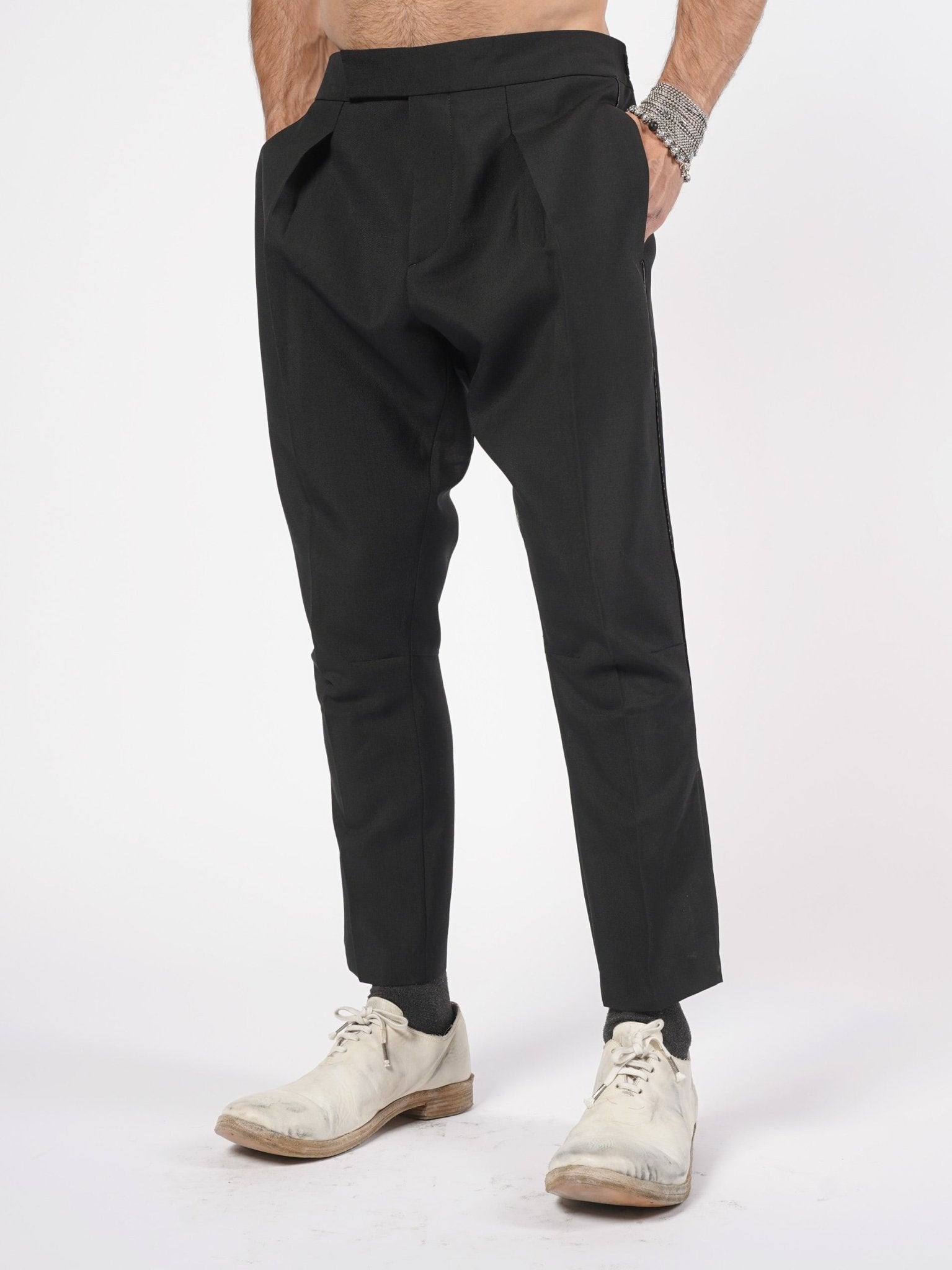 Pleated Wool - Mohair Trousers - by SAPIO