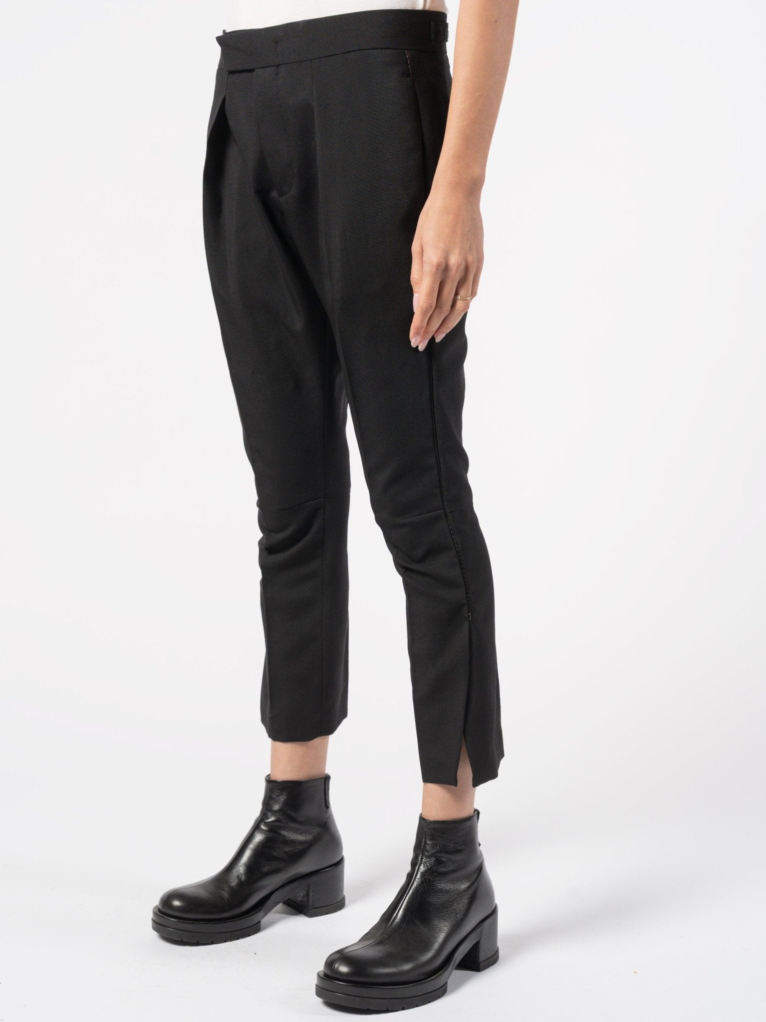 Pleated Wool - Mohair Trousers - by SAPIO