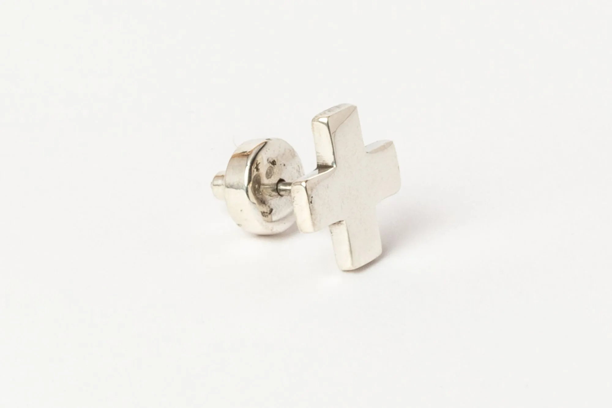 PLUS EARRING - by PARTS OF FOUR