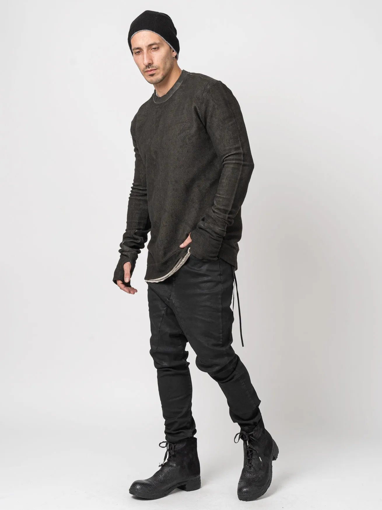 Ribbed Long - Sleeve Sweatshirt - by MD75