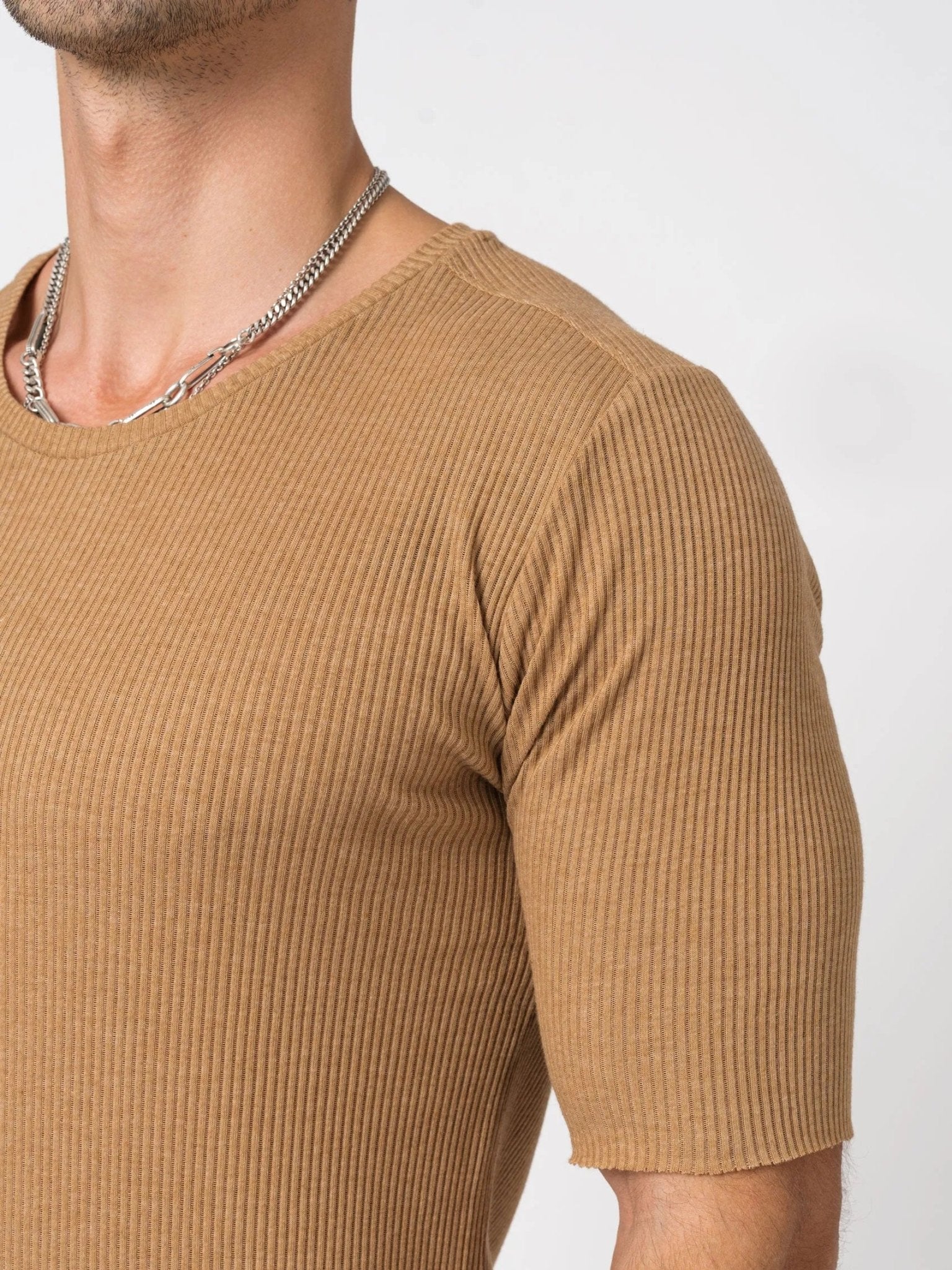 Ribbed T-shirt - by AITO
